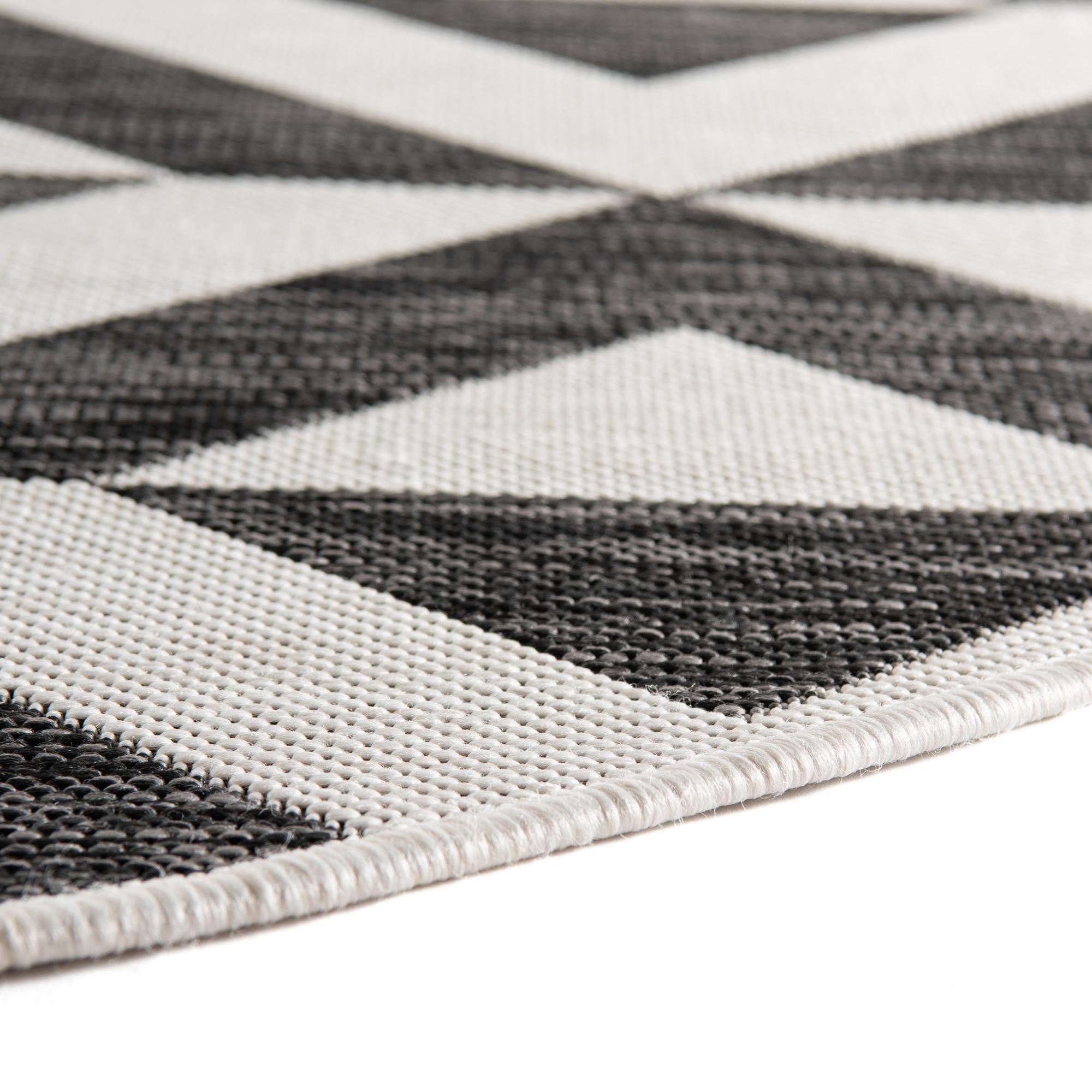 Jill Zarin 4' 0 x 4' 0 Round Indoor/Outdoor Charcoal Gray Area Rug