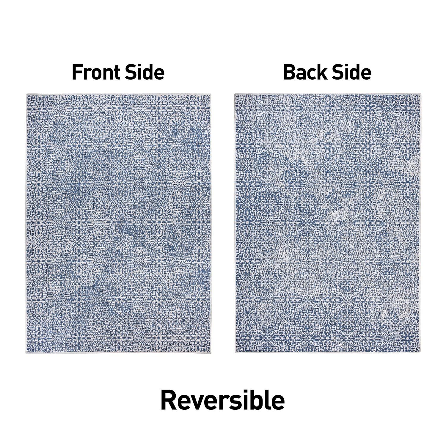 World Rug Gallery Contemporary Flowers Weather Resistant Reversible Indoor/Outdoor Area Rug - Blue 5'x7'