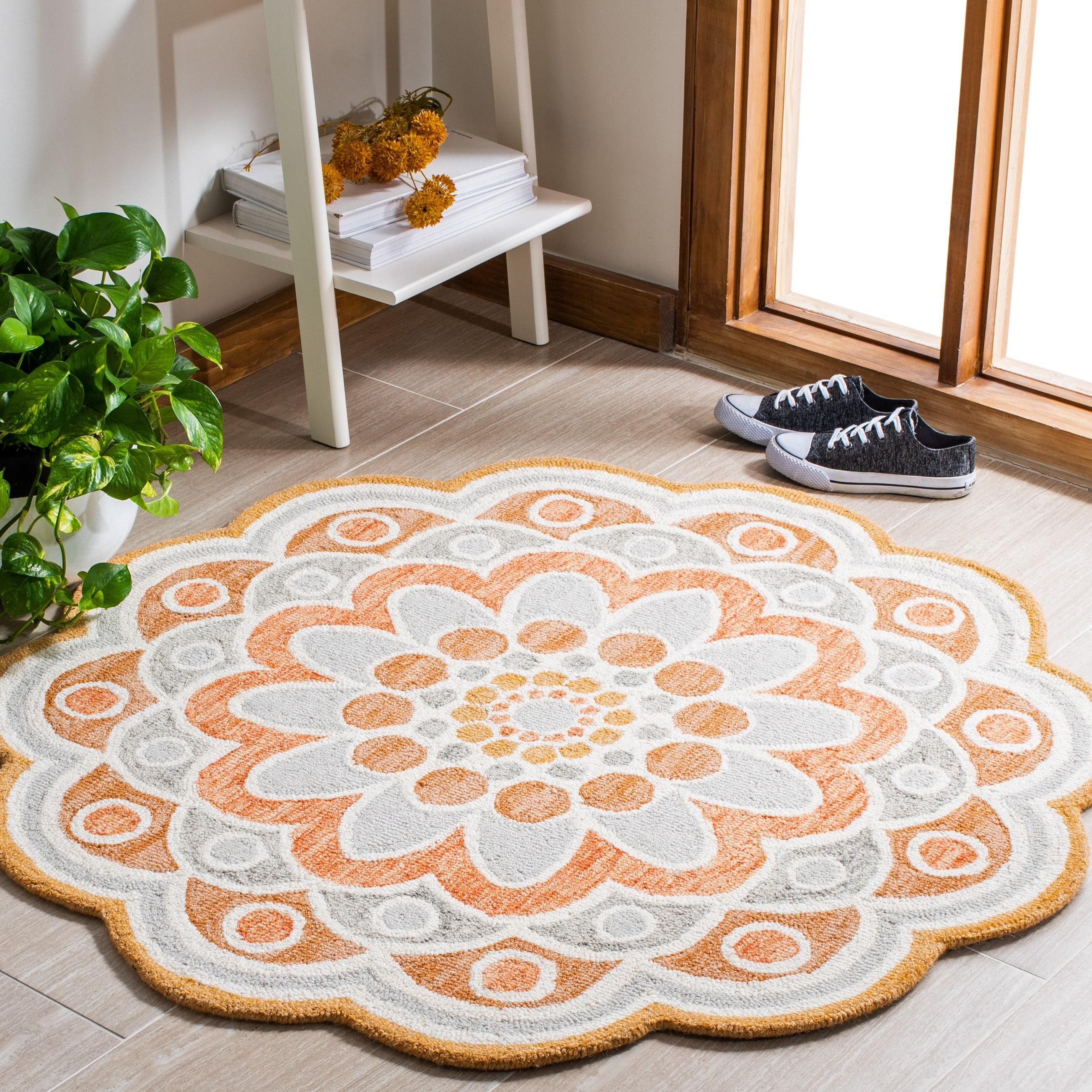 SAFAVIEH Novelty Delaney Floral Wool Area Rug, Grey/Rust, 4' x 4' Round