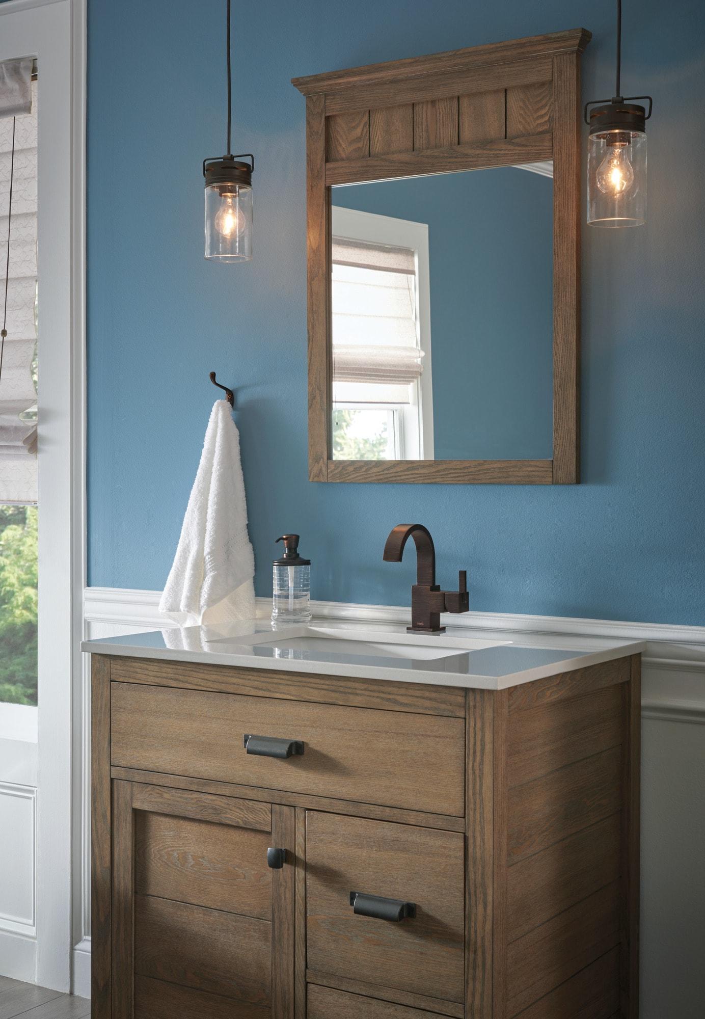 Vero Single Hole Bathroom Faucet with Drain Assembly, Single Handle Bathroom Sink Faucet