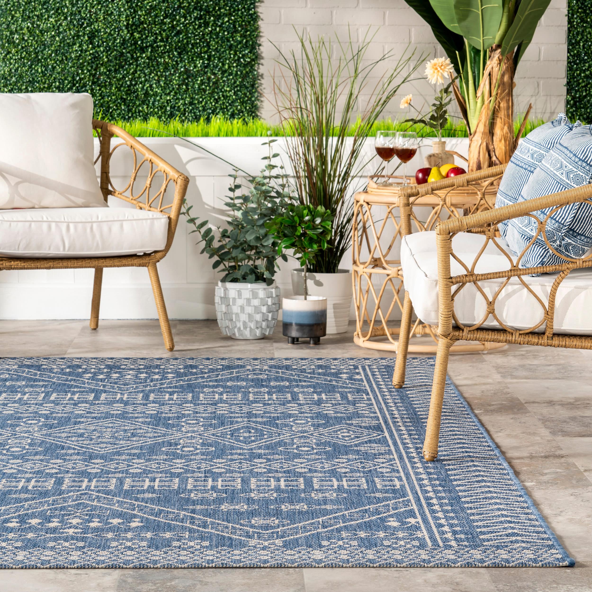 Nuloom Kandace Geometric 6x9 Indoor/Outdoor Area Rug for Living Room Patio Deck Front Porch Kitchen, Blue/Ivory