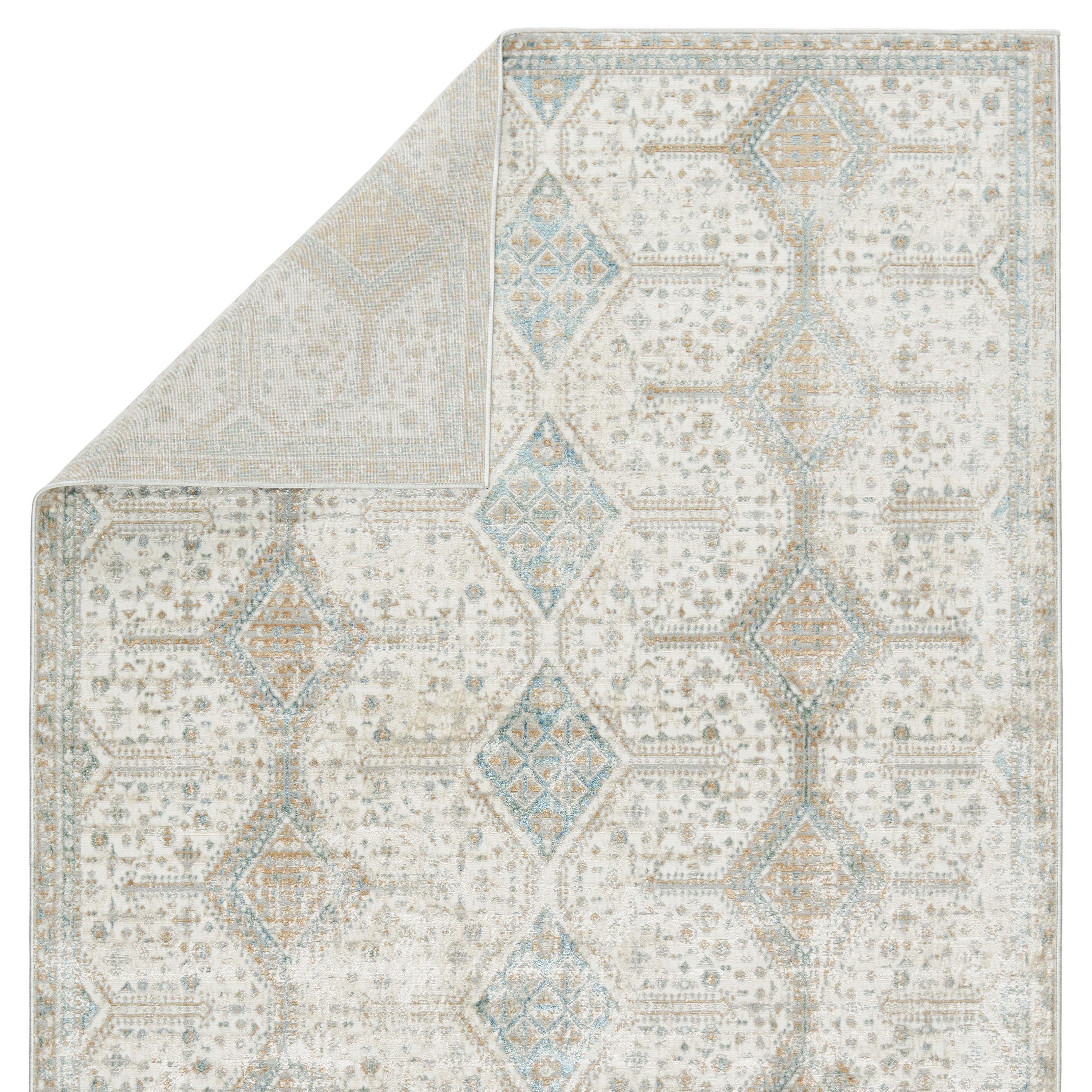 Niam Rug - 6'7" x 9'6"