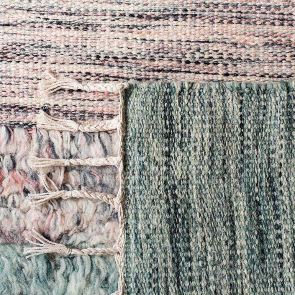 Casablanca CSB555 Hand Woven Wool Area Rug - Turquoise/Pink- 4' X 6' - Safavieh.