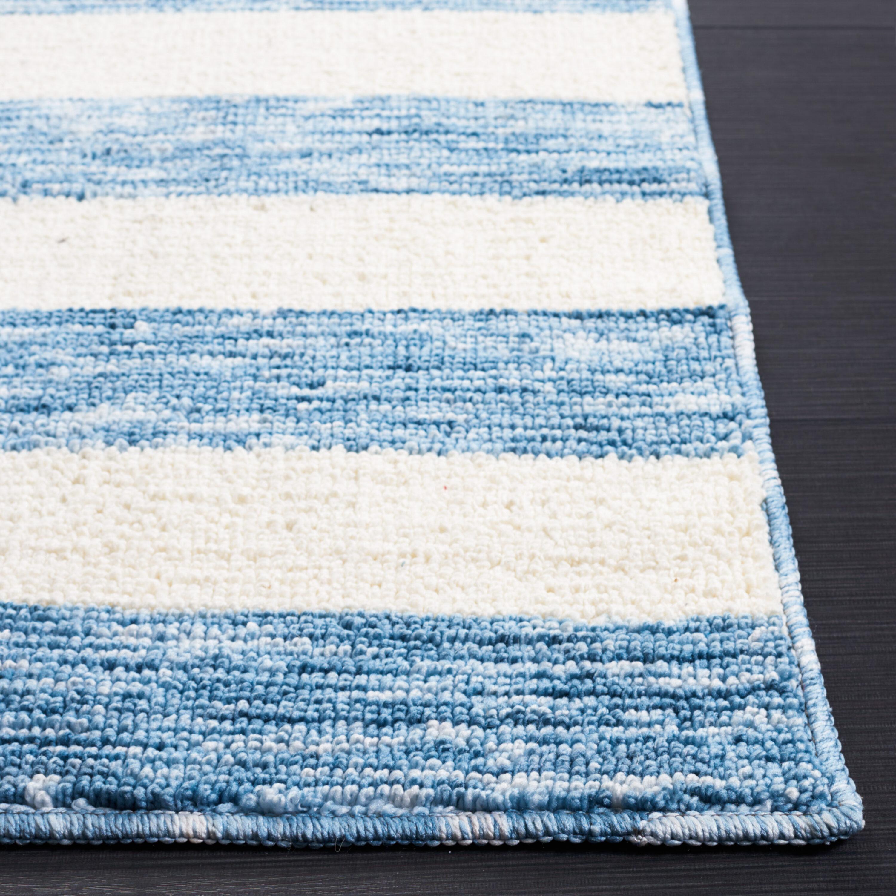 Easy Care ECR115 Power Loomed Machine Washable Area Rug - Light Blue/Ivory - 3'x5' - Safavieh.