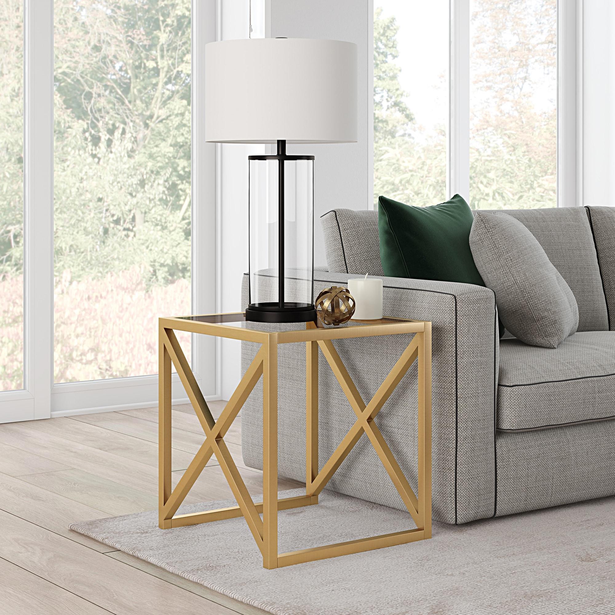 Evelyn&Zoe Calix 20" Wide Square Side Table, Brass