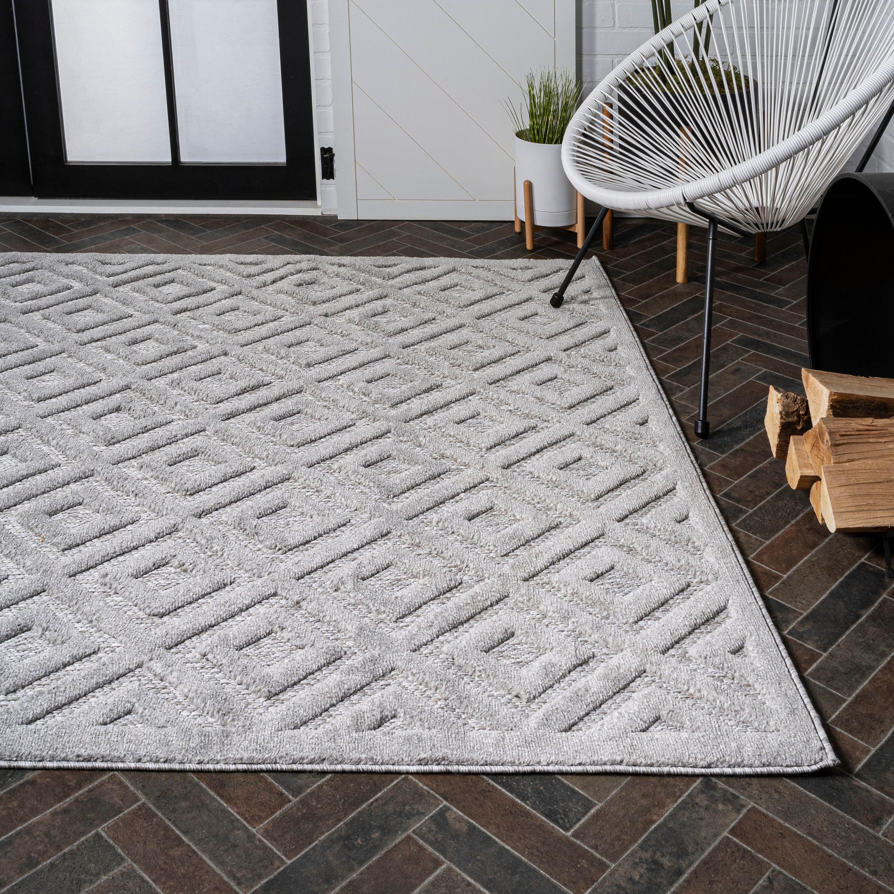 3'x5' Portmany Neutral Diamond Trellis Indoor/Outdoor Area Rug, Light Gray - JONATHAN Y