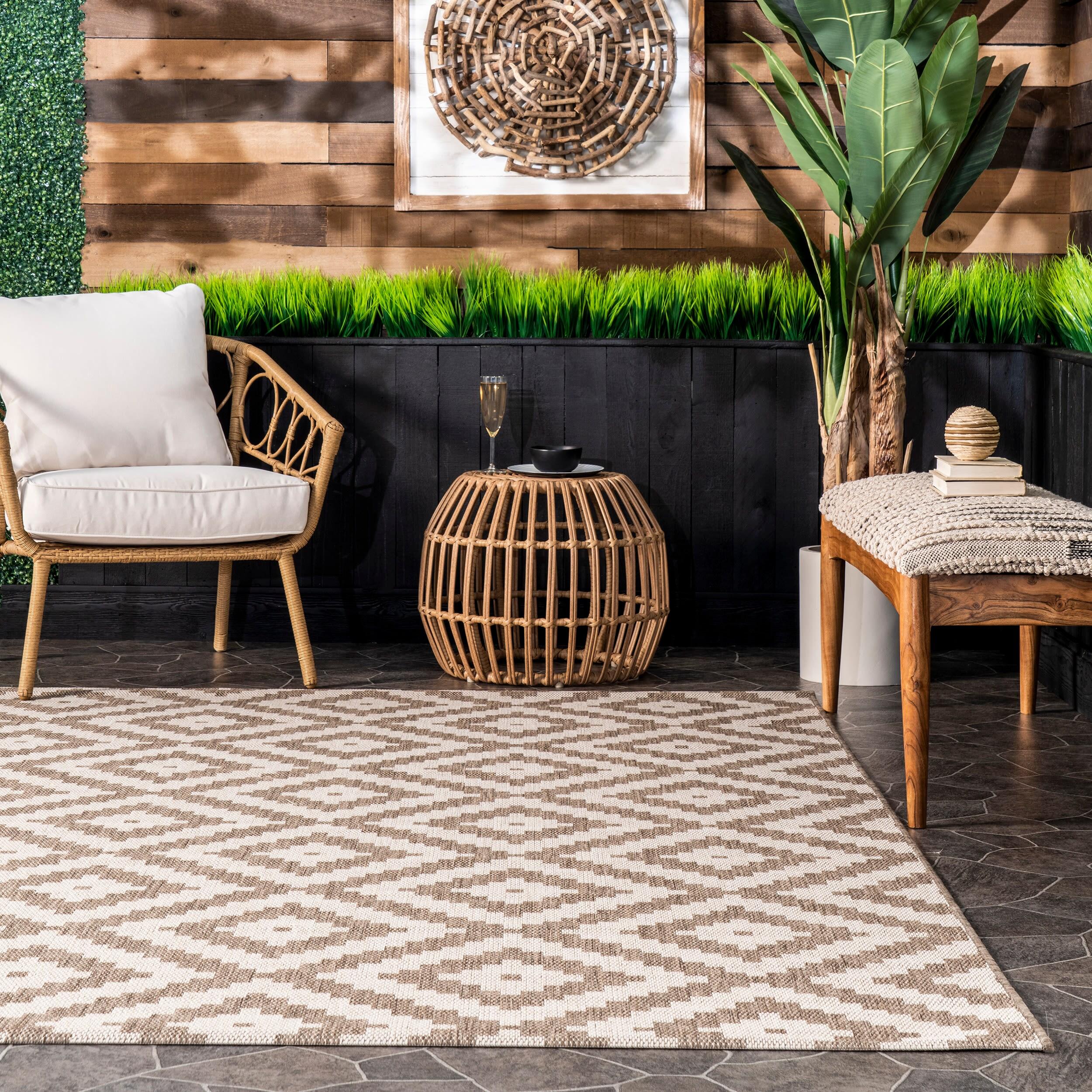 Nuloom Marybelle Trellis 5x8 Indoor/Outdoor Area Rug for Living Room Patio Deck Front Porch Kitchen, Taupe/Ivory