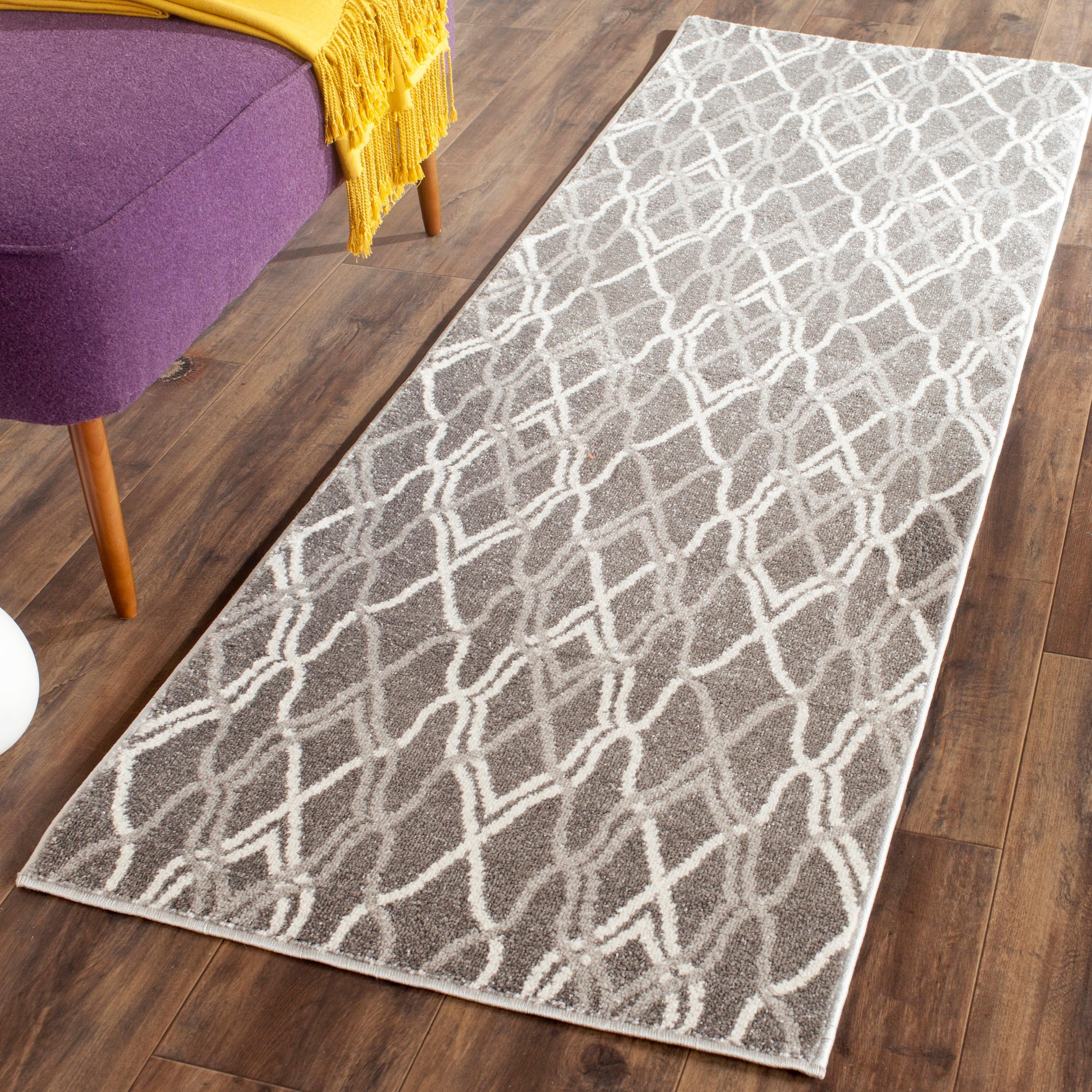Amherst AMT417 Power Loomed Runner Rug - Grey/Light Grey - 2'3"x11' - Safavieh.