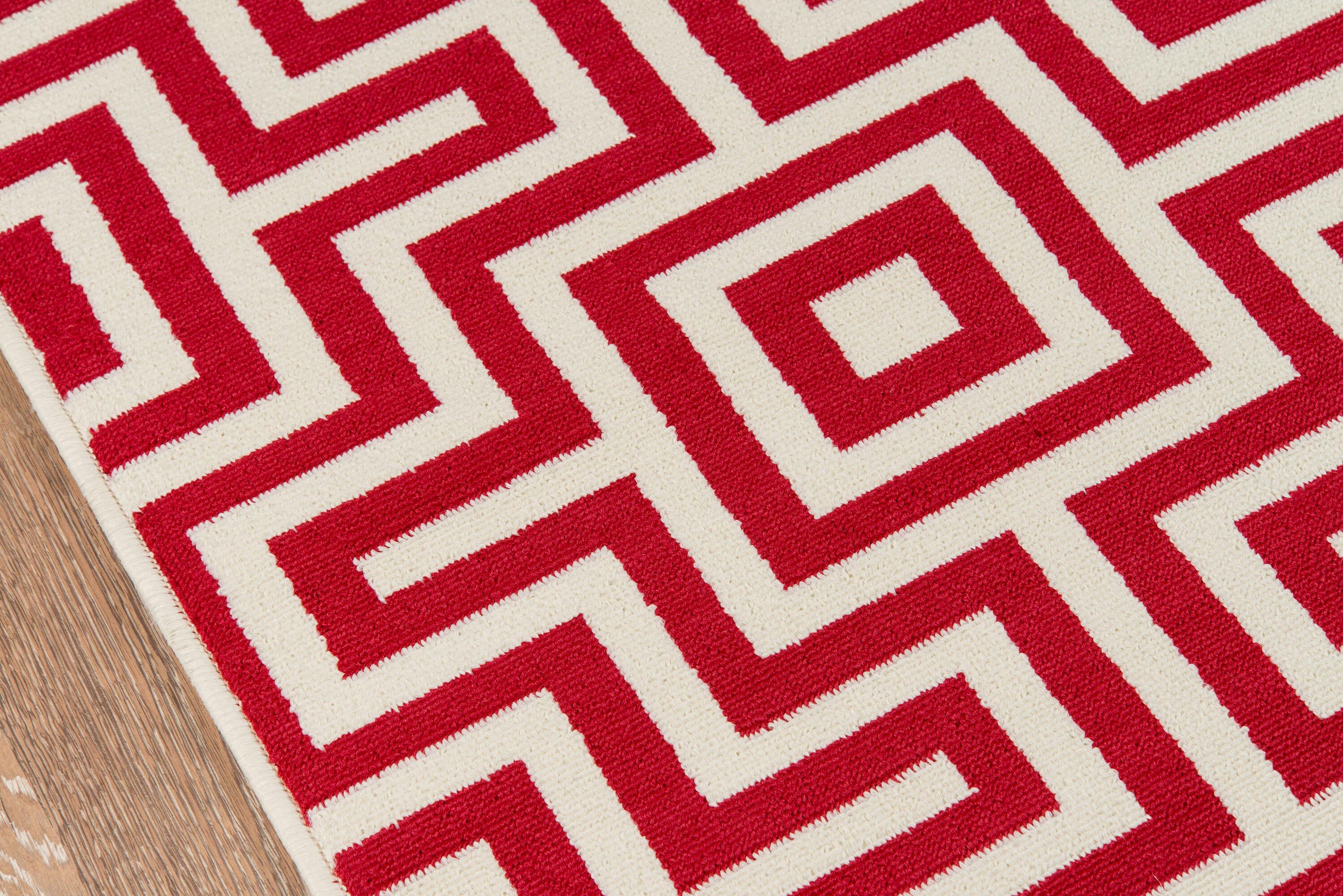 Baja Chic Red Synthetic 2'x3' Rectangular Washable Rug
