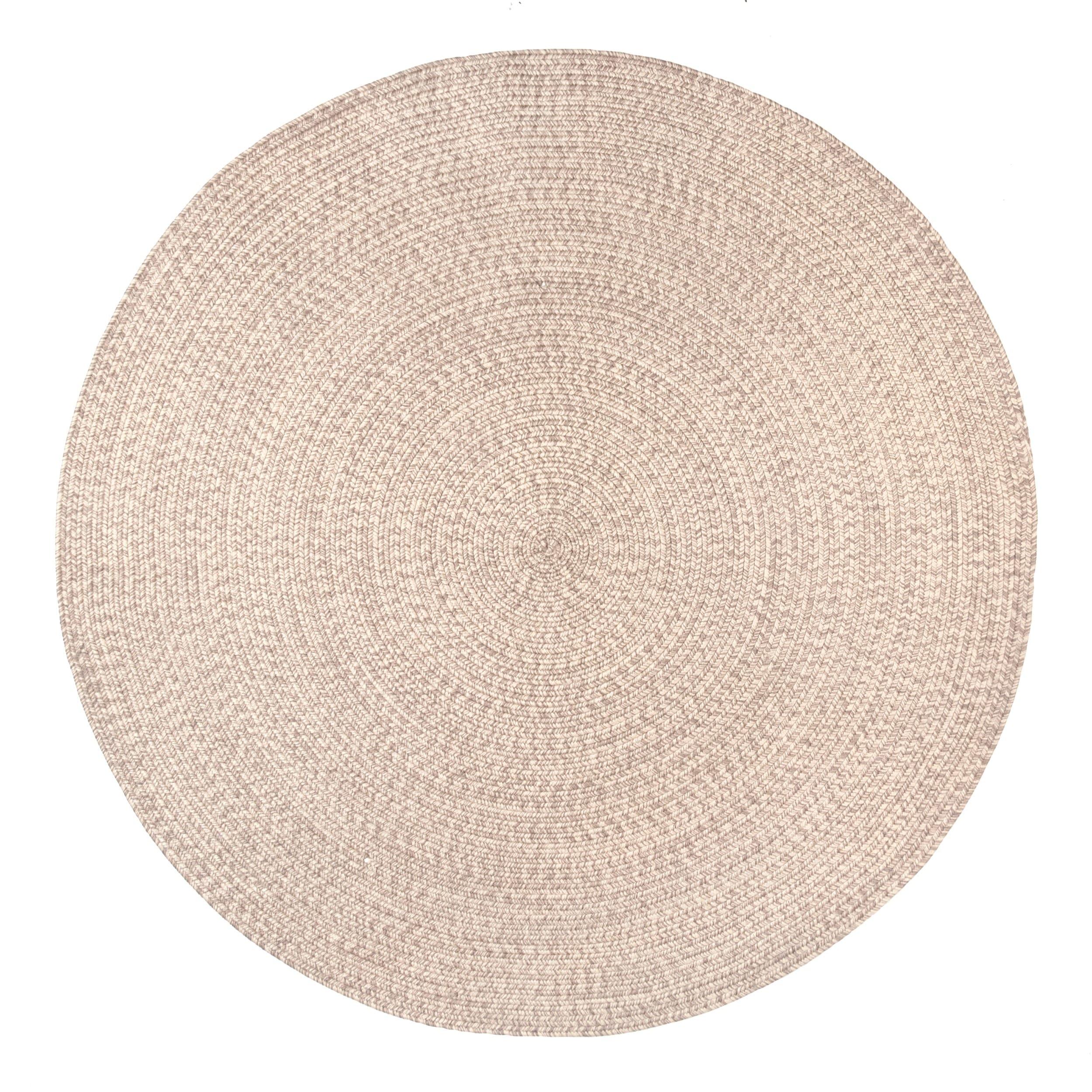 Casual Elegance Tan Synthetic 5' Round Braided Area Rug