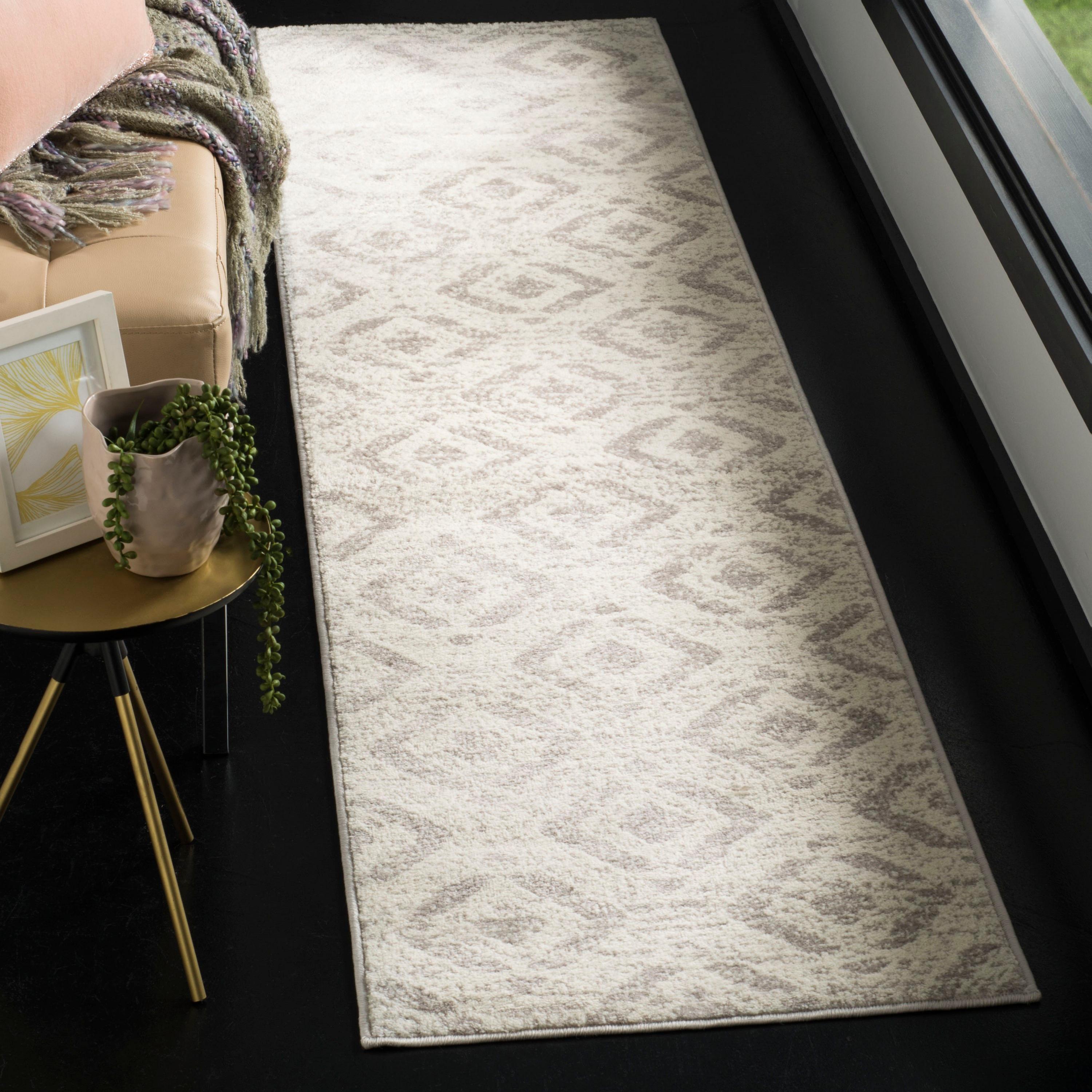 Skyler SKY190 Power Loomed Indoor Runner Rug - Ivory/Grey - 2'x8' - Safavieh.