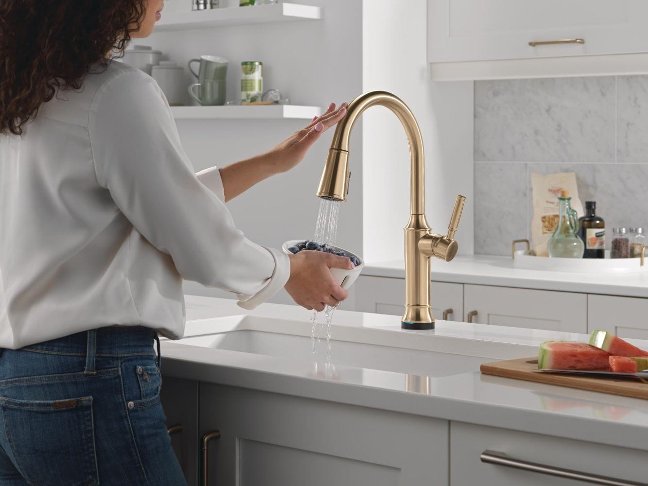 Renaldi Brushed Gold Touchless Pull-Down Kitchen Faucet