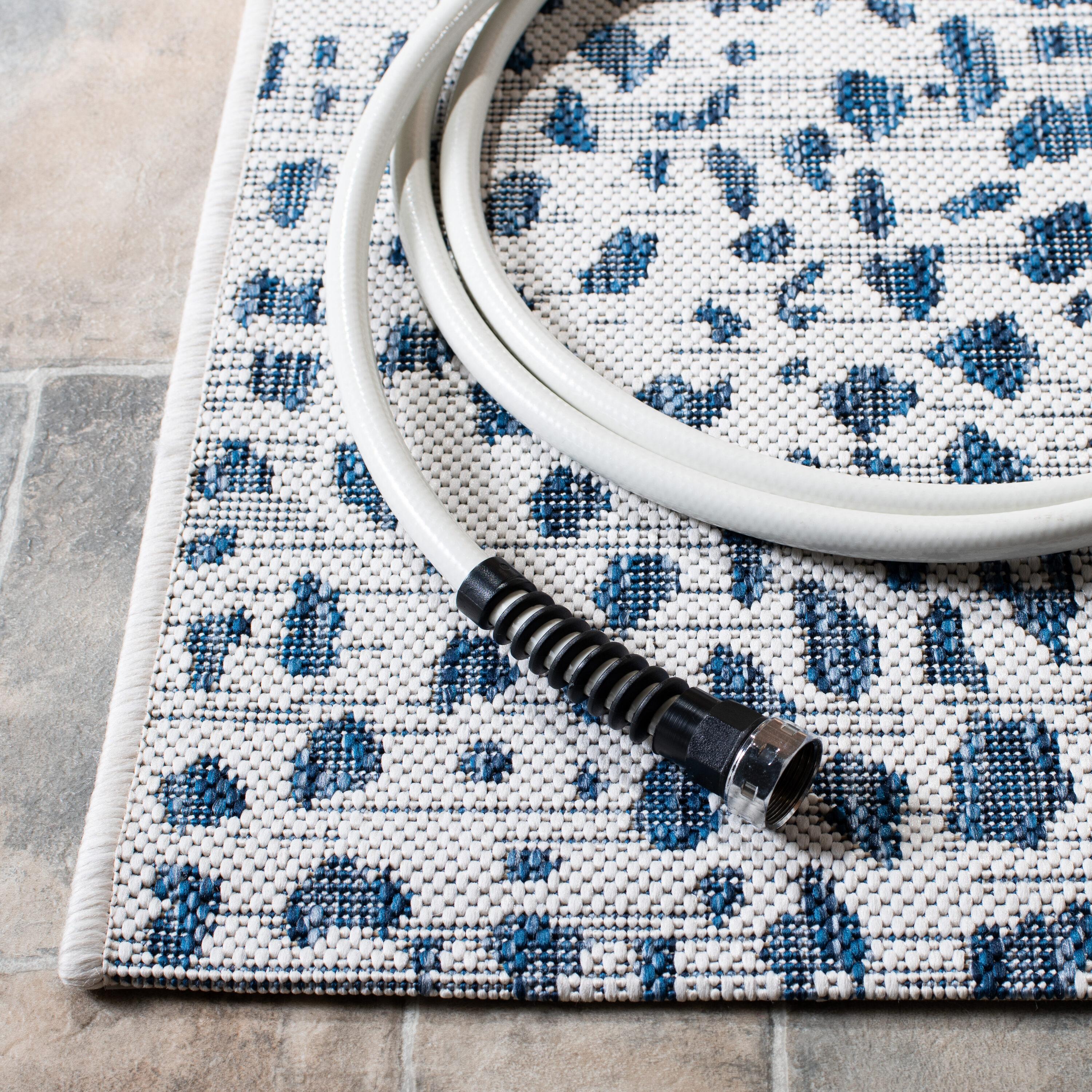 SAFAVIEH Courtyard Karina Animal Indoor/Outdoor Area Rug, Ivory/Navy, 3' x 3' Square