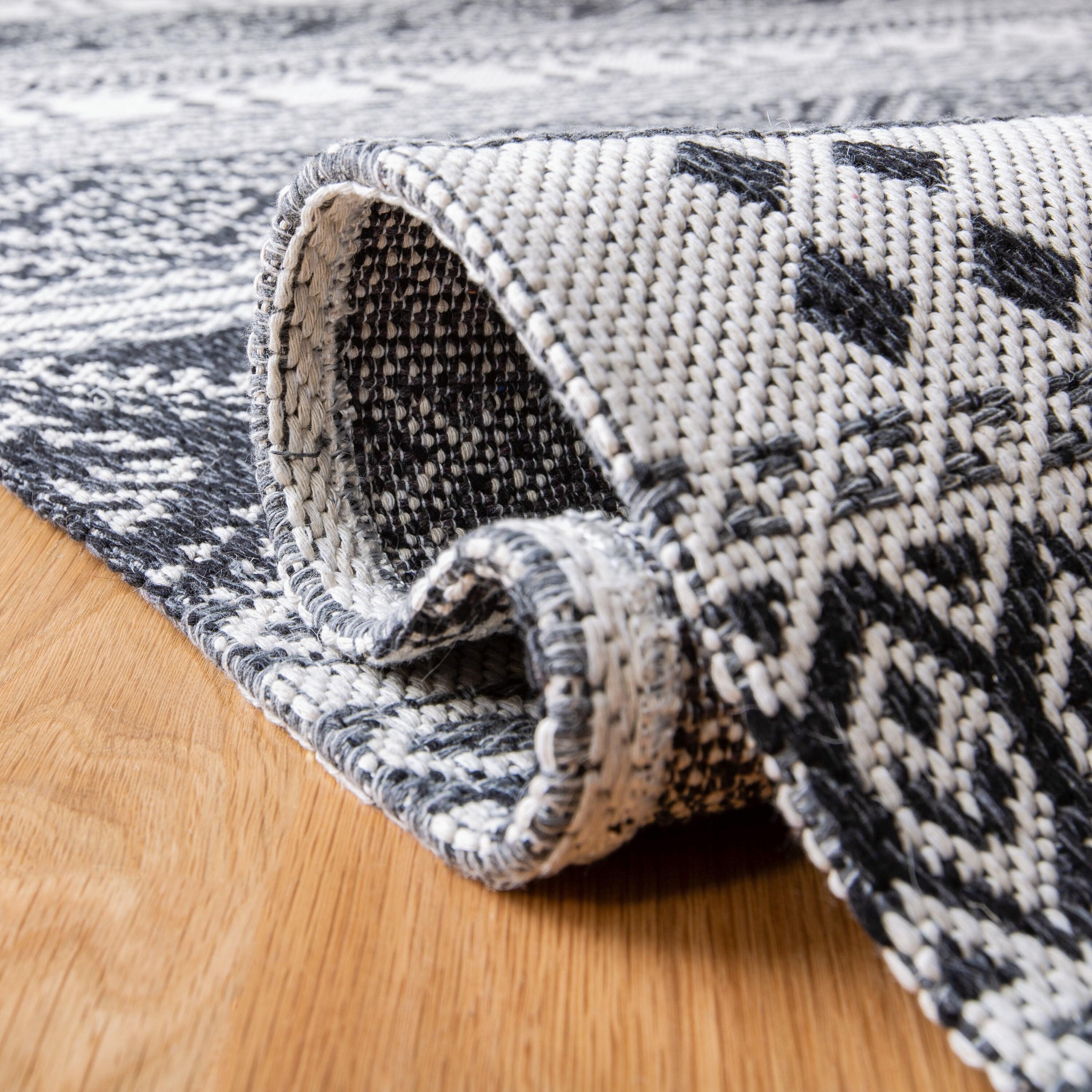 Augustine AGT445 Machine Made Indoor Area Rug - Black/Cream - 8'x10' - Safavieh