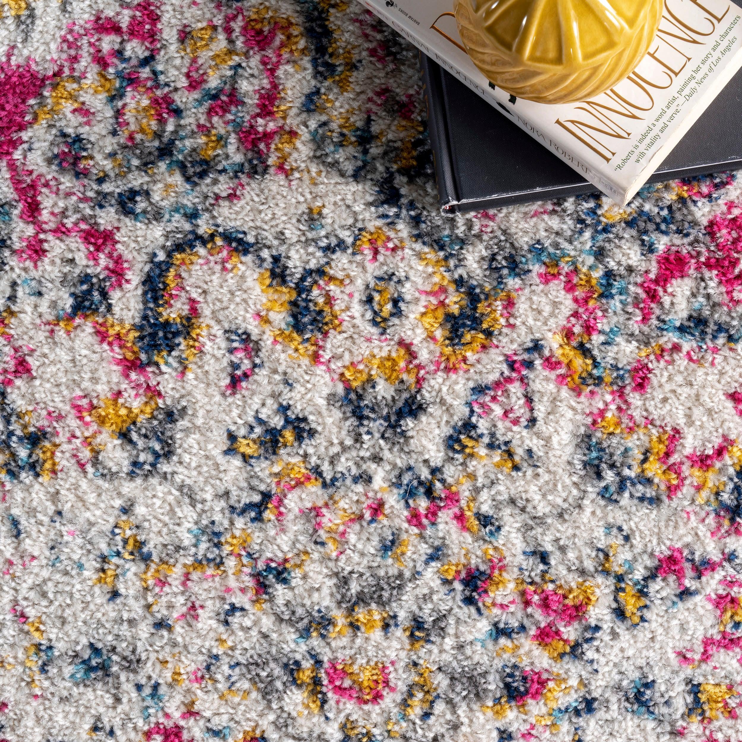 Nuloom Tabitha Oriental/Persian 4x6 Area Rug for Living Room Bedroom Dining Room Kitchen, Pink/Ivory