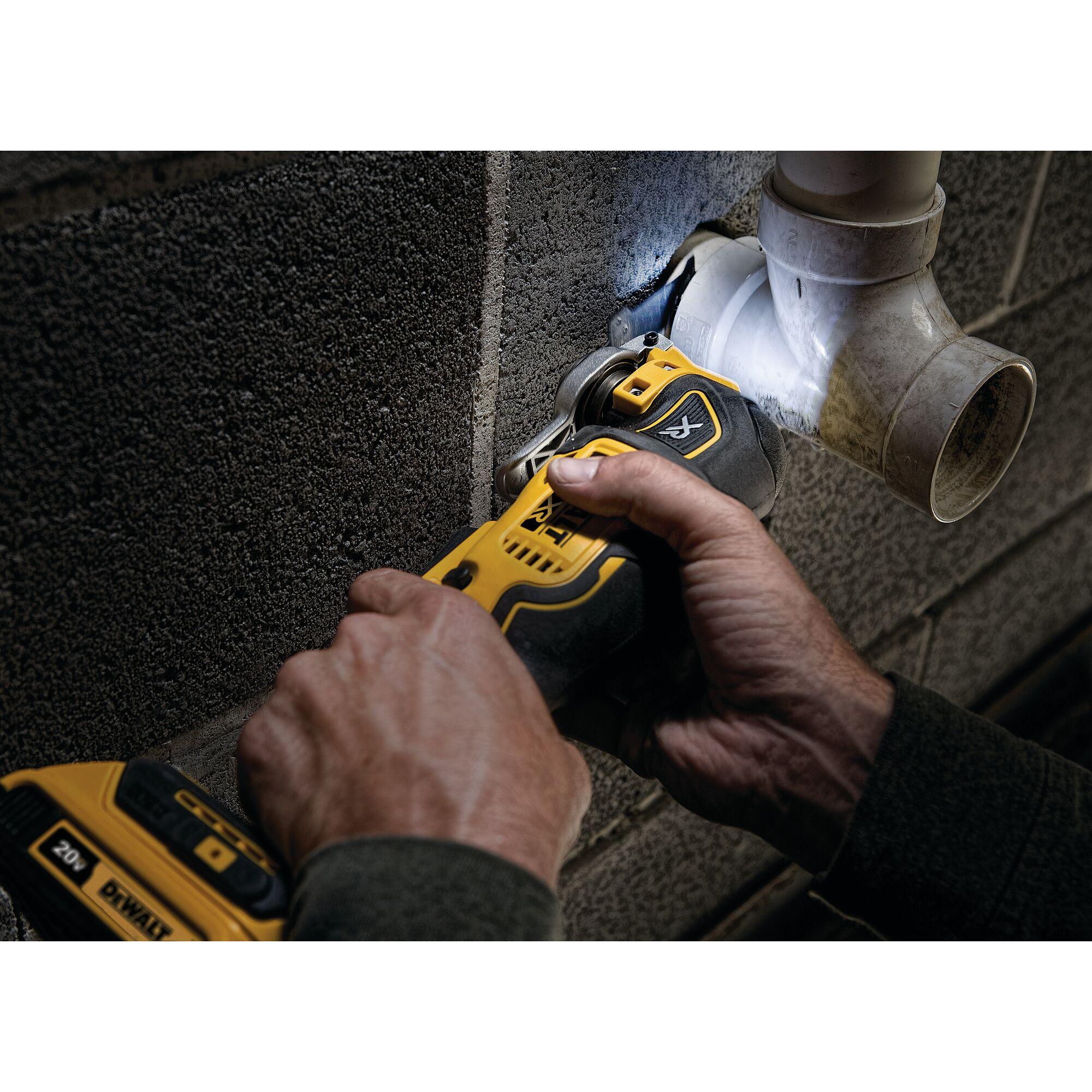 DEWALT 20-Volt MAX XR Cordless 3-speed Brushless Oscillating Multi Tool DCS356B