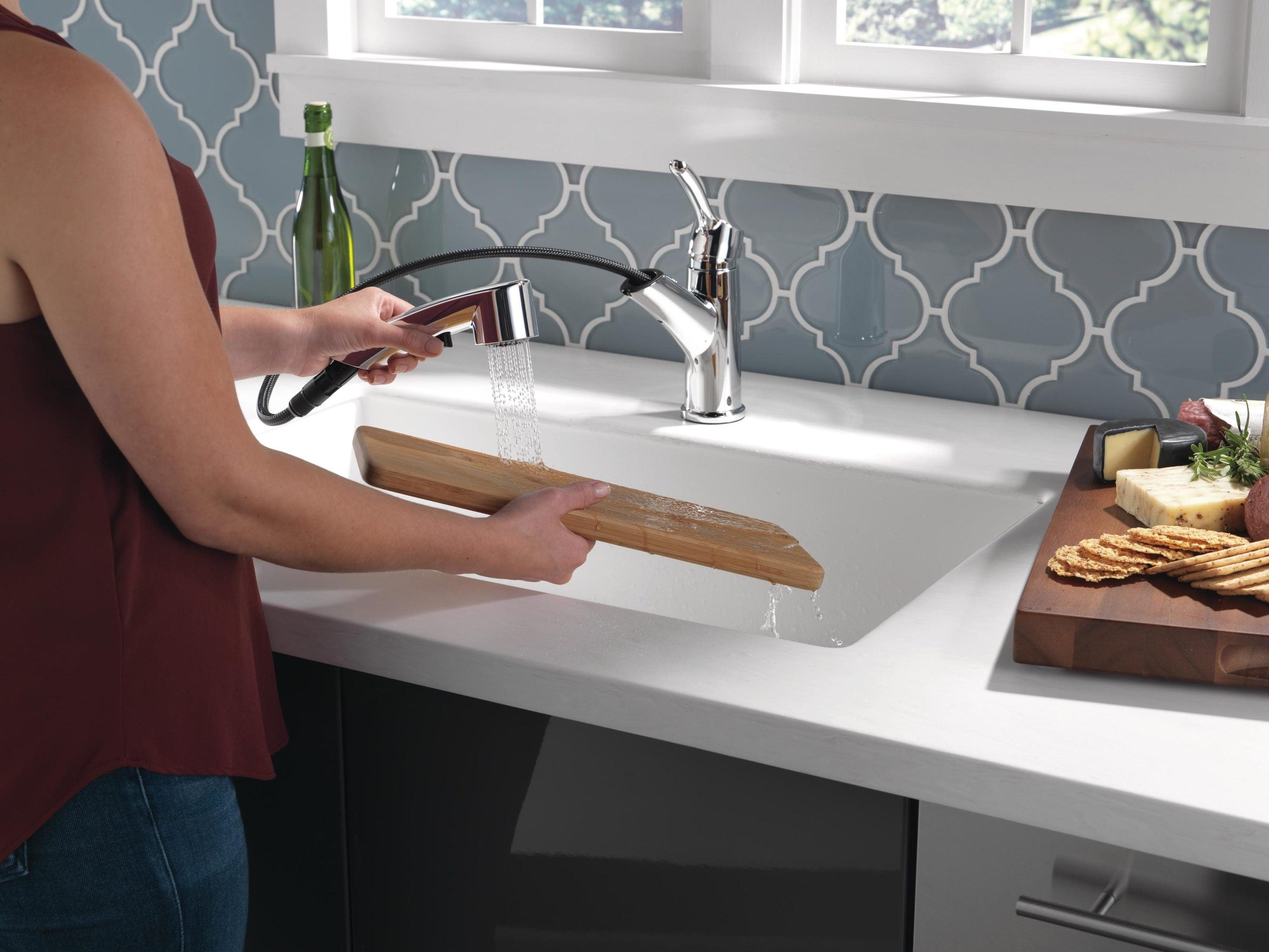 Collins Pull Out Sprayer Kitchen Sink Faucet, Single Handle Kitchen Faucet