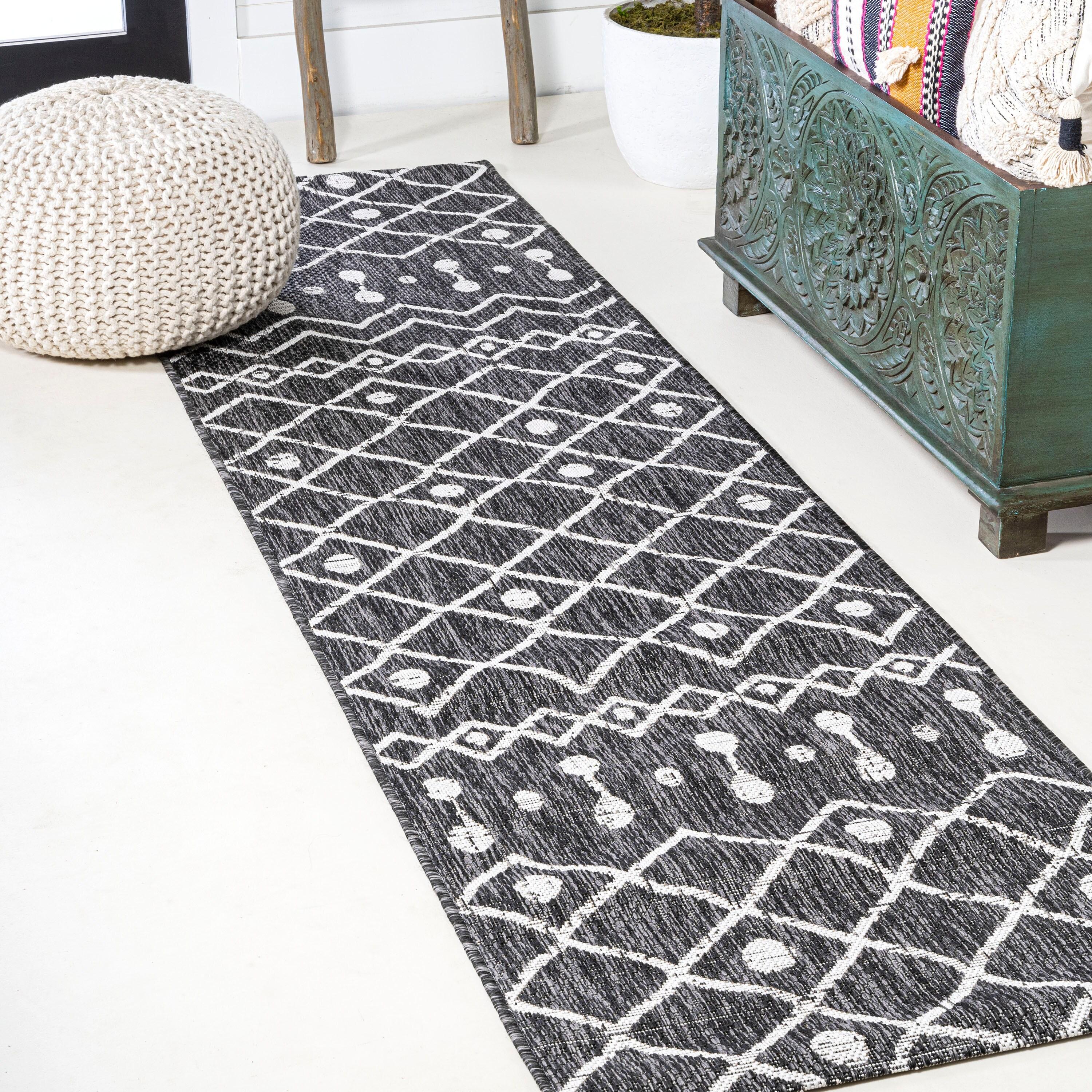 2'x10' Nokat Modern Bohemian Styled Indoor/Outdoor Runner Rug, Black/Ivory - JONATHAN Y