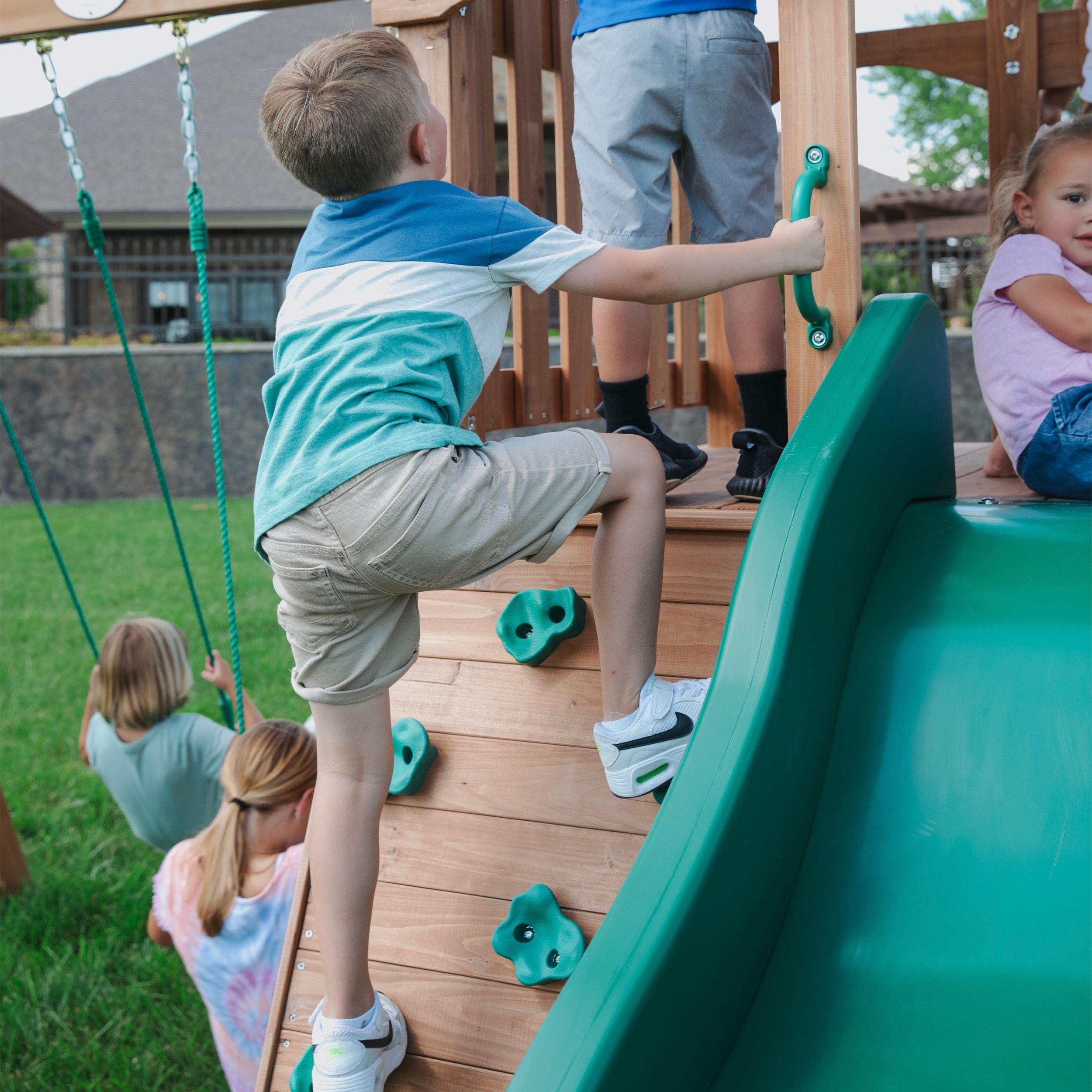 Backyard Discovery Lightning Ridge Swing Set