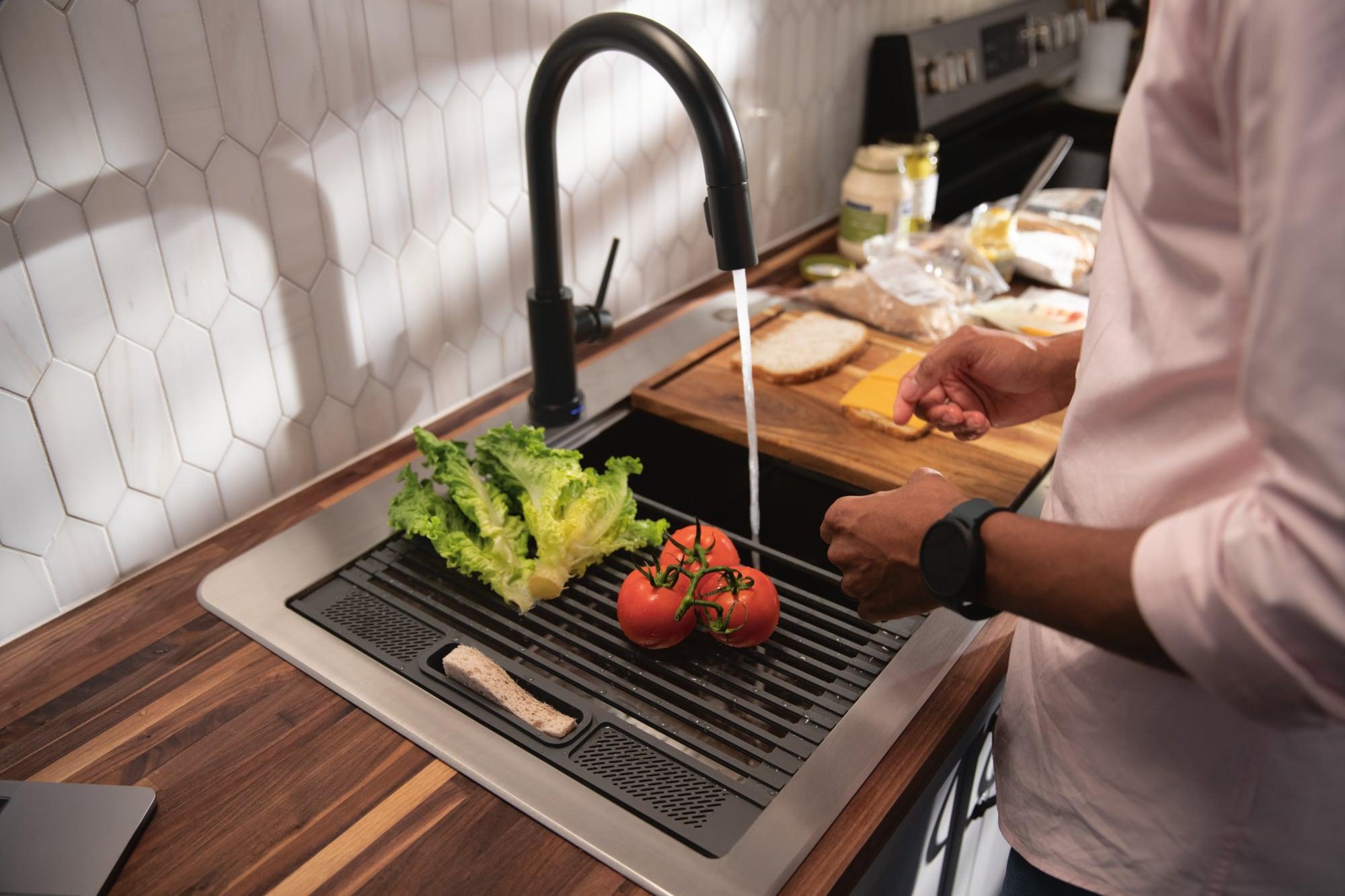 Trinsic Pull Down Sprayer Touch Kitchen Sink Faucet, Touch Control Kitchen Faucet