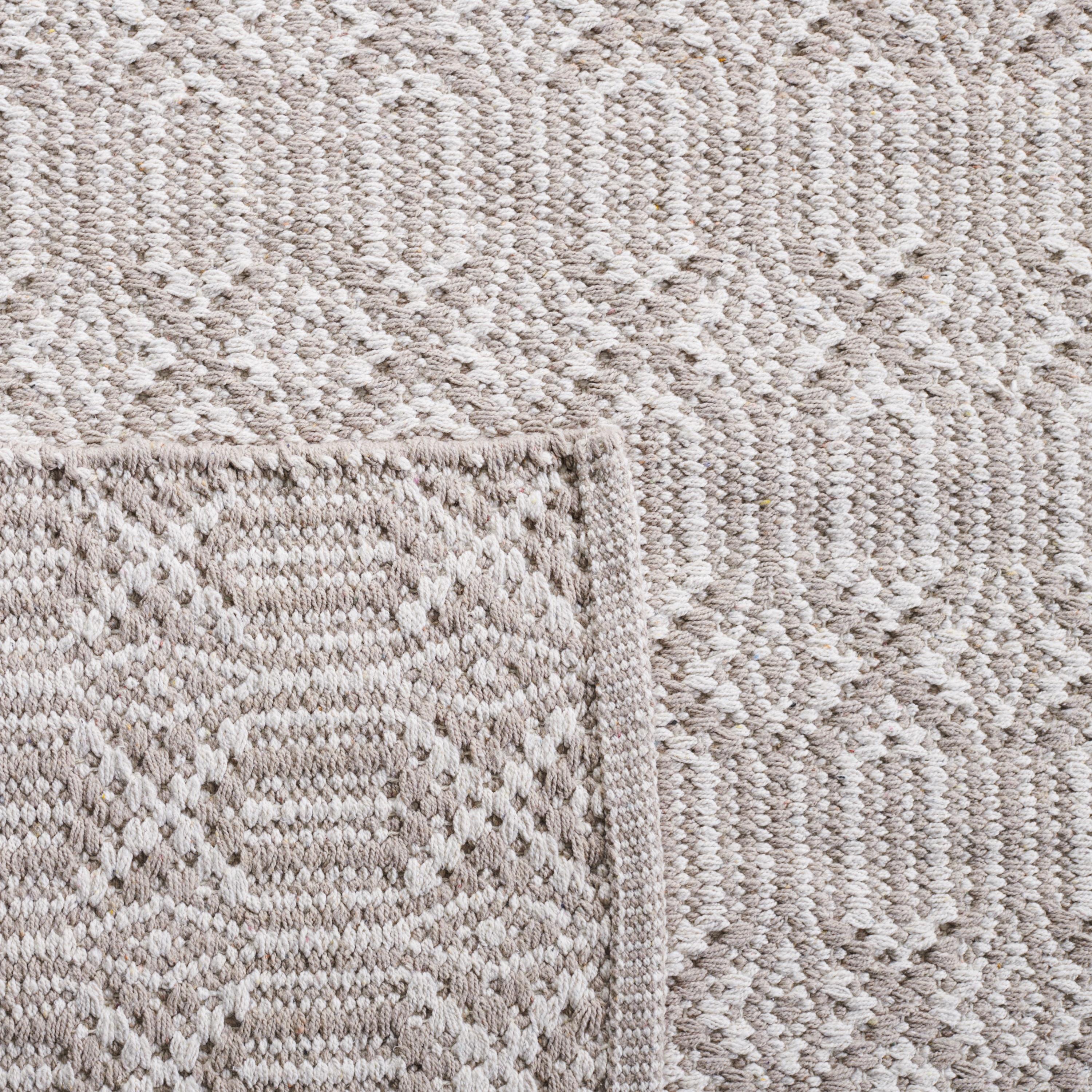Montauk MTK333 Hand Woven Indoor Area Rug - Ivory/Grey - 6'x6' - Safavieh.