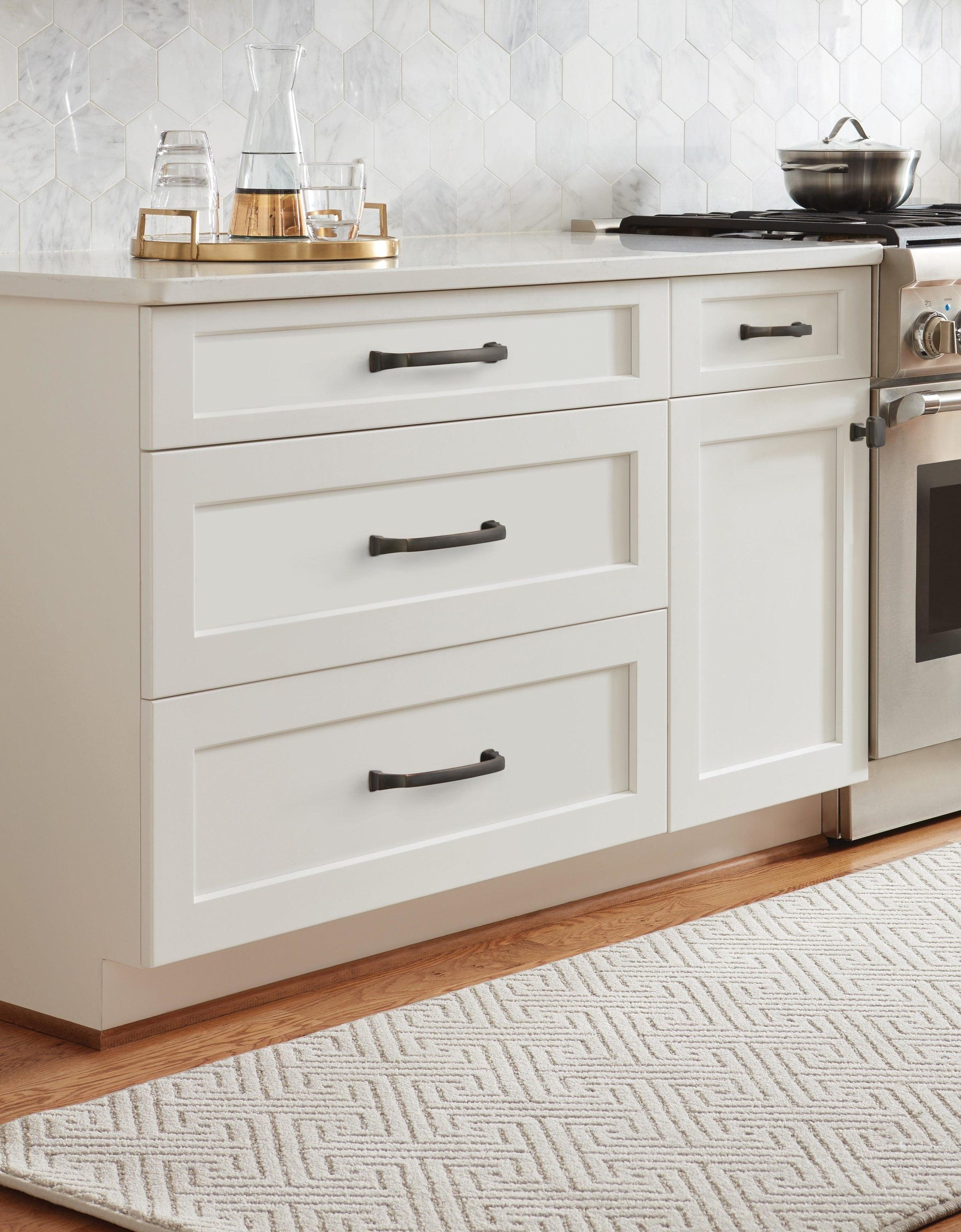 Revitalize Cabinet Bar Pull