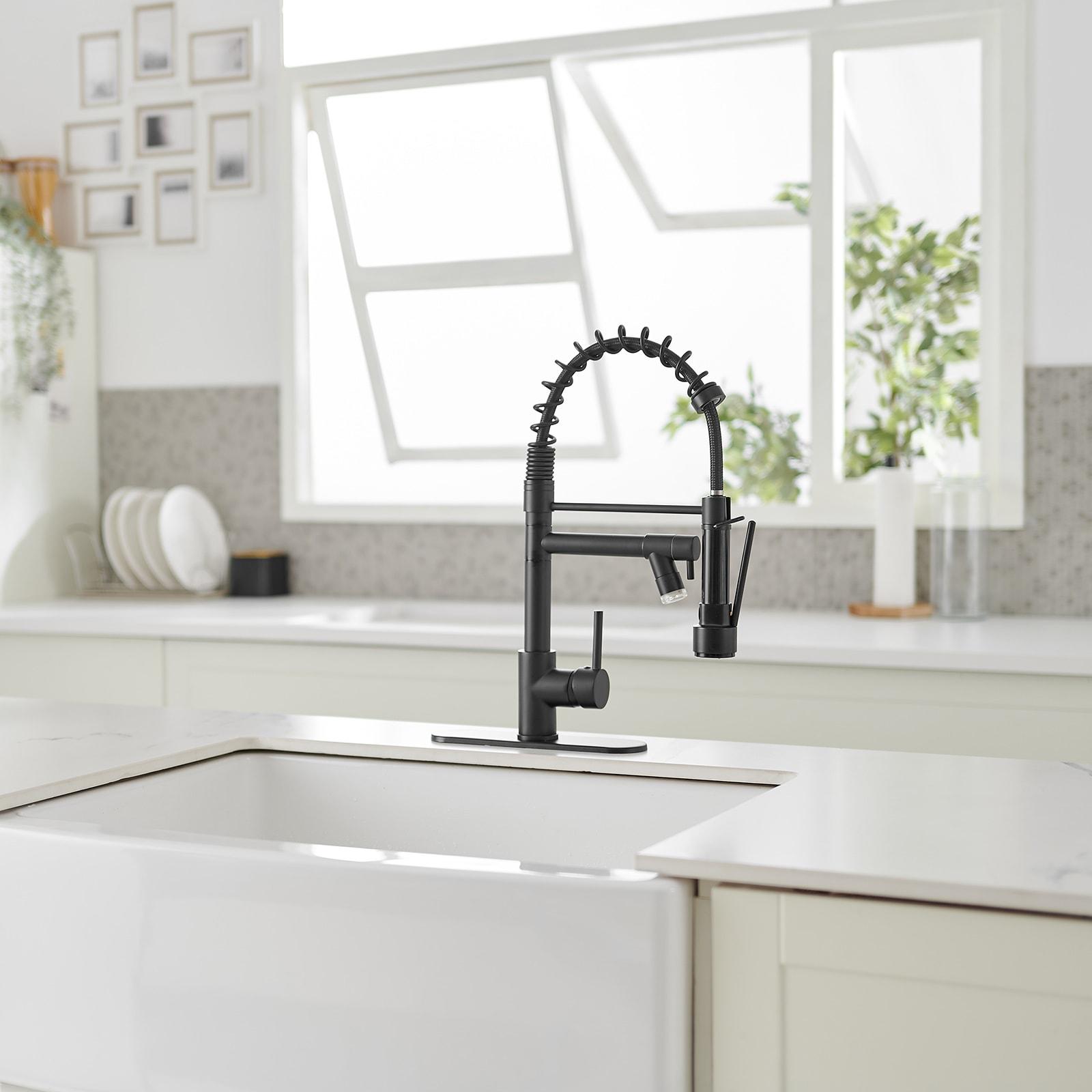 Single Handle Pull-Down Sprayer Kitchen Faucet With LED Light & Deck Plate