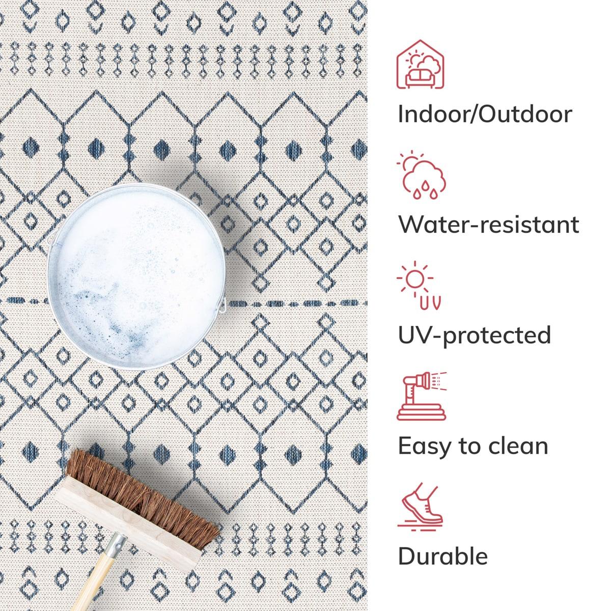 Well Woven Nors Light Blue Indoor / Outdoor Flat Weave Pile Nordic Lattice Pattern Area Rug (5'3" x 7'3")