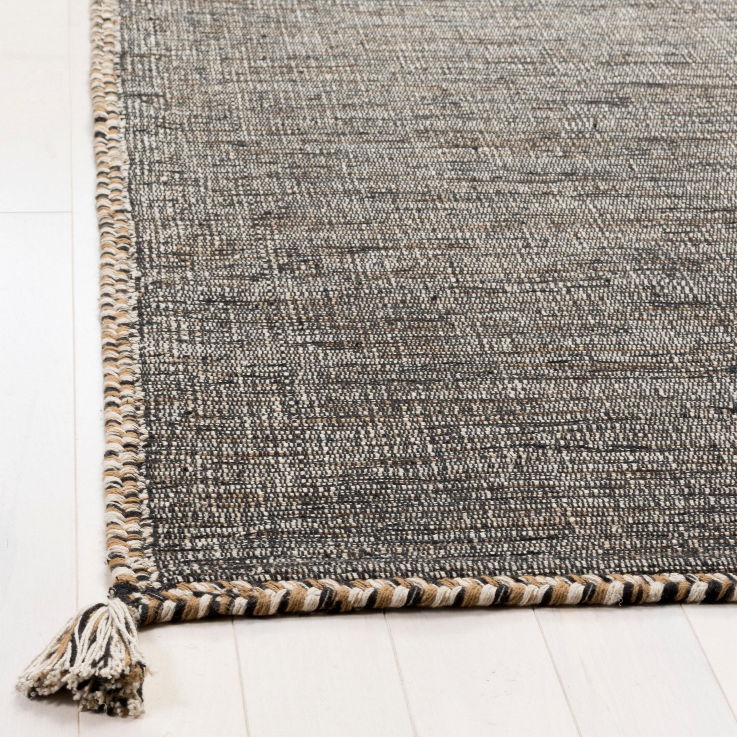 Montauk MTK150 Hand Woven Indoor Accent Rug - Beige/Black - 2'3"x5' - Safavieh