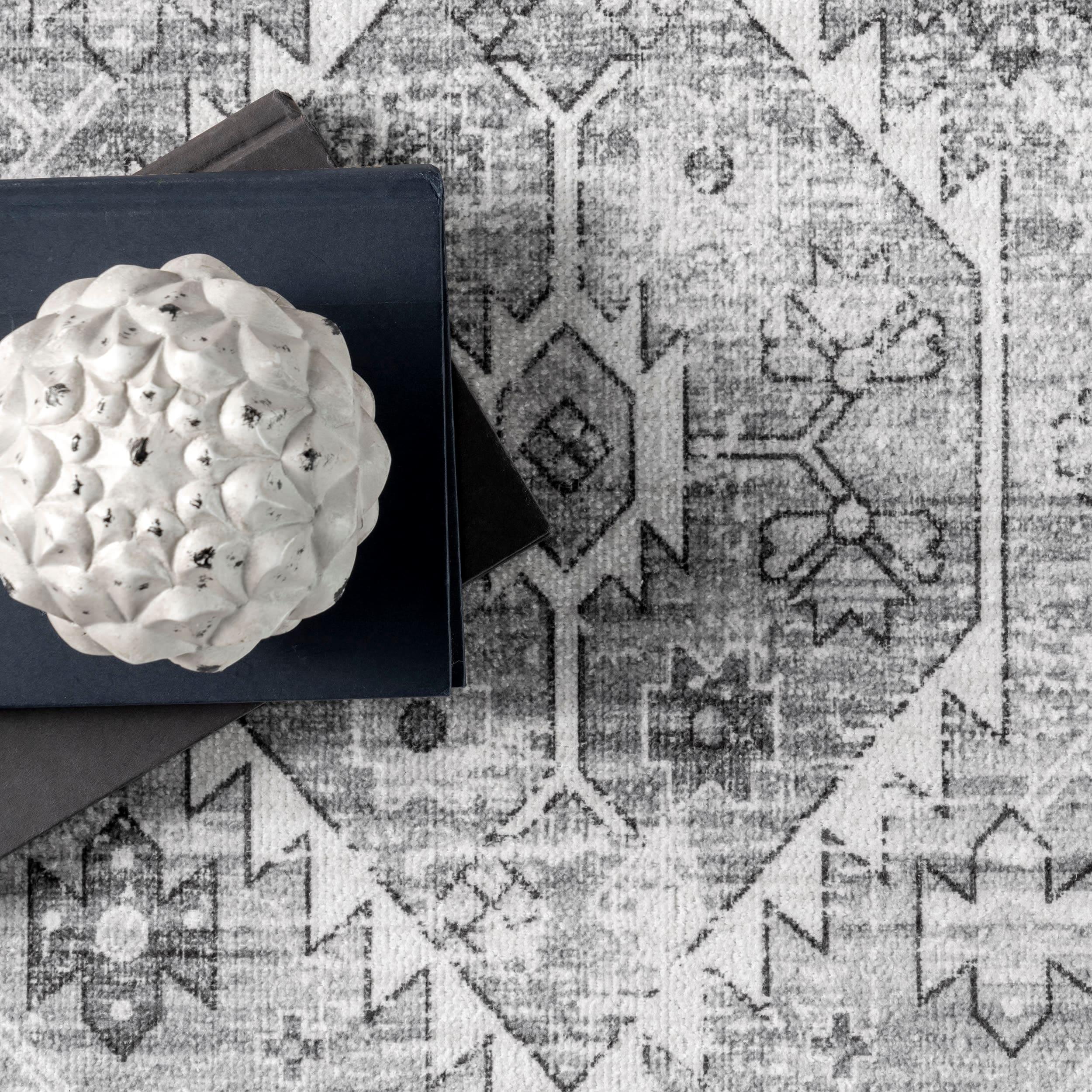 Ophelia & Co. Delmore Power Loom Gray Rug