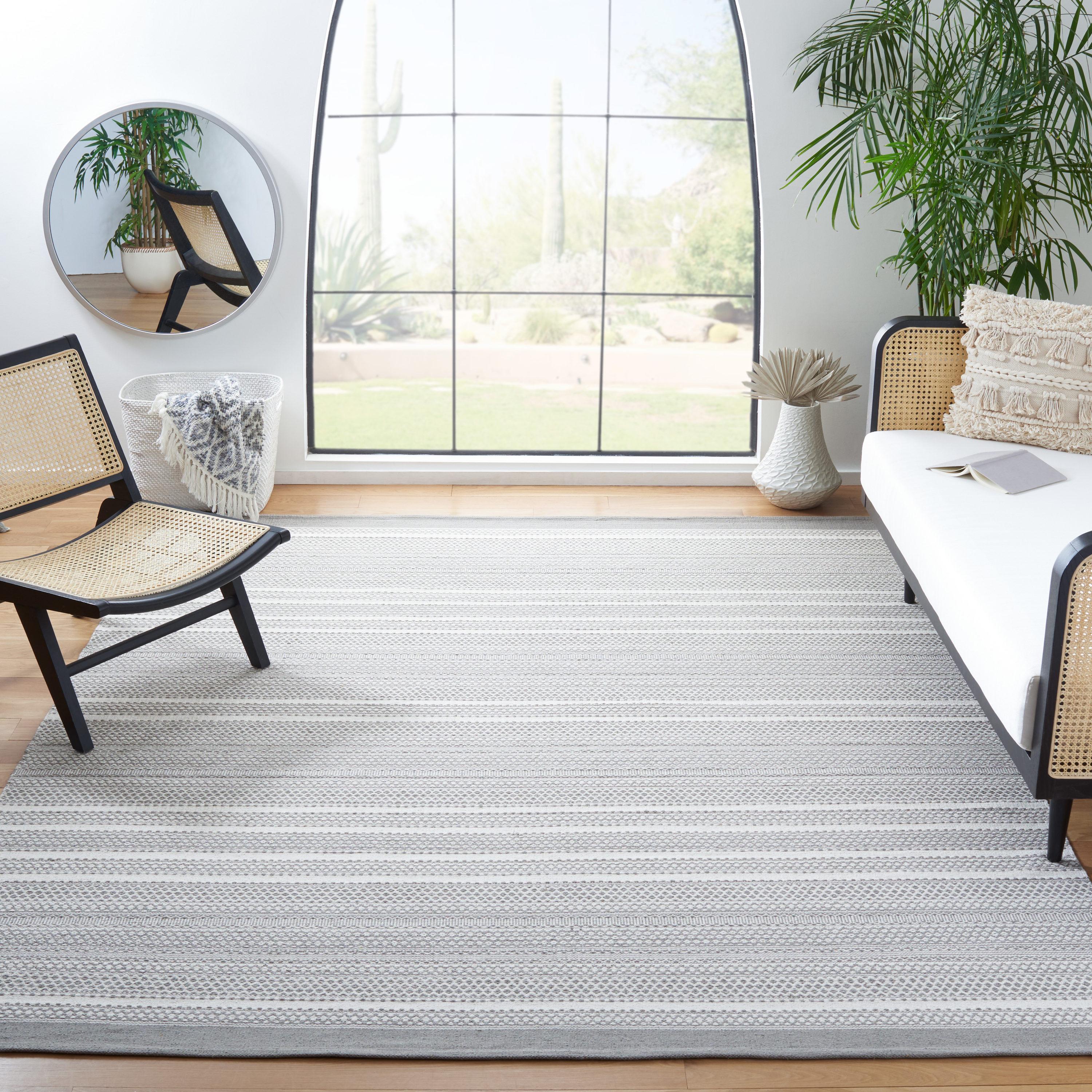 Kilim KLM705 Hand Woven Area Rug - Grey/Beige - 5'x8' - Safavieh.