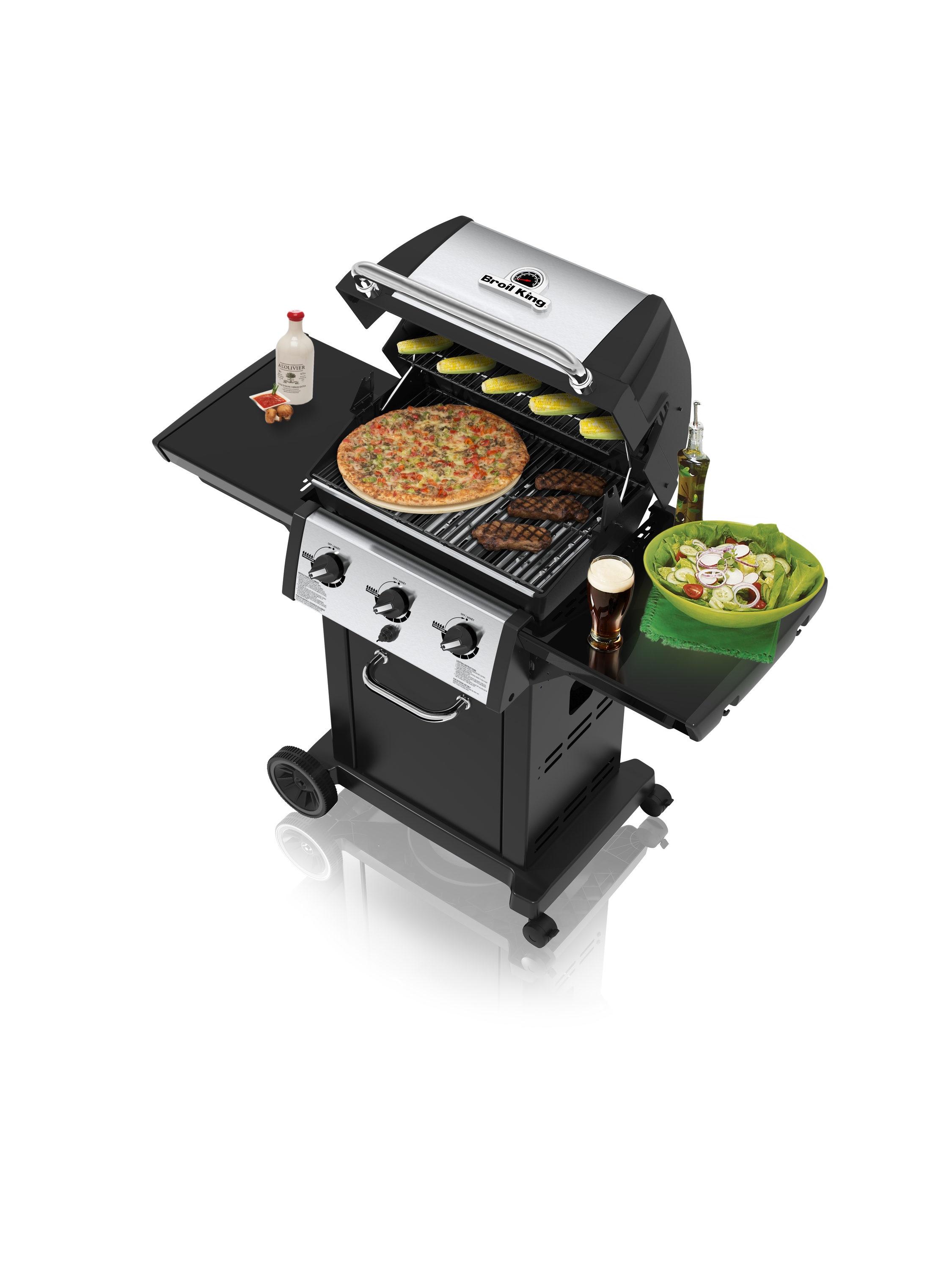 Broil King Monarch 320 3-Burner Gas Grill in Black