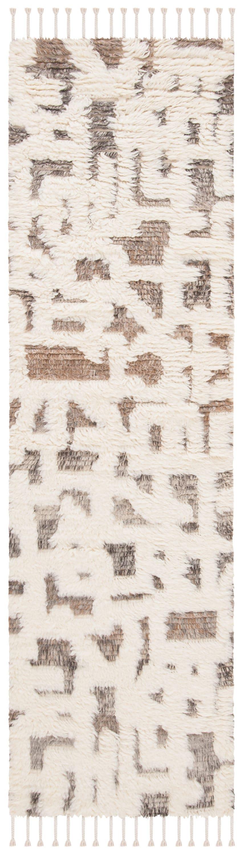Manhattan MAN458 Hand Knotted Runner Rug - Ivory/Grey - 2'3"x8' - Safavieh.