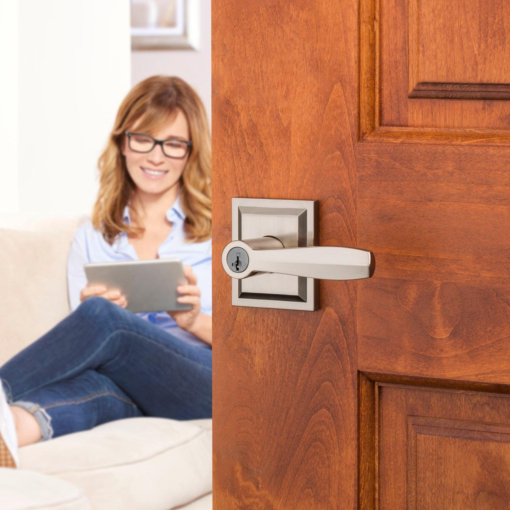 Baldwin Torrey Low Profile Rose Keyed Entry Lever Featuring Smartkey in SN