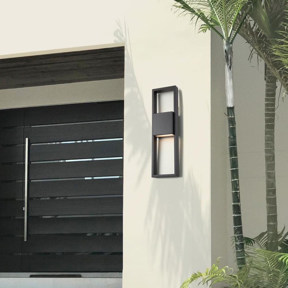 dweLED Archetype Aluminum LED Wall Light