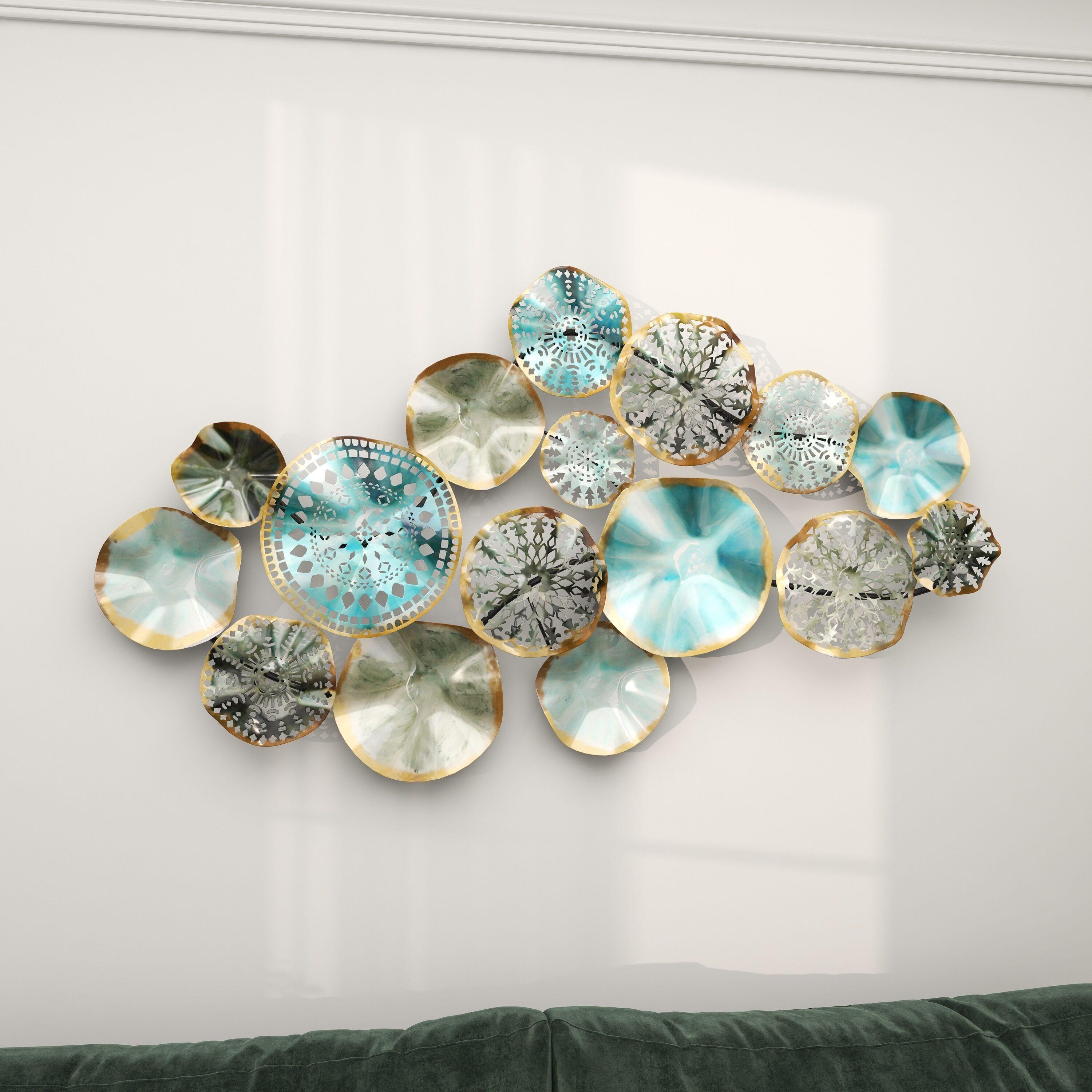 DecMode Multi Colored Metal 3D Overlapping Discs Plate Wall Decor