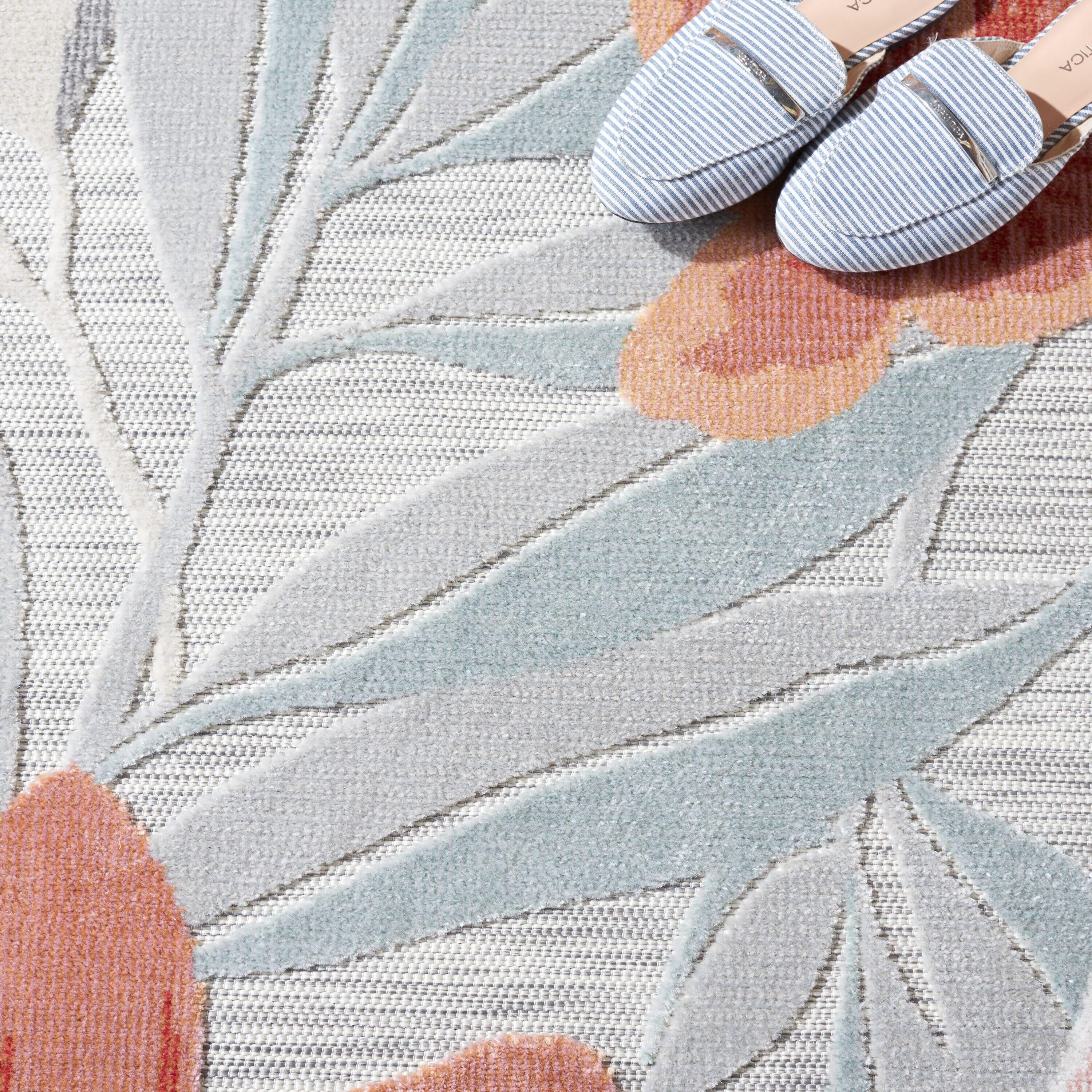 Cabana CBN454 Power Loomed UV Resistant Indoor/Outdoor Area Rug - Grey/Rust - 5'1"x7'6" - Safavieh