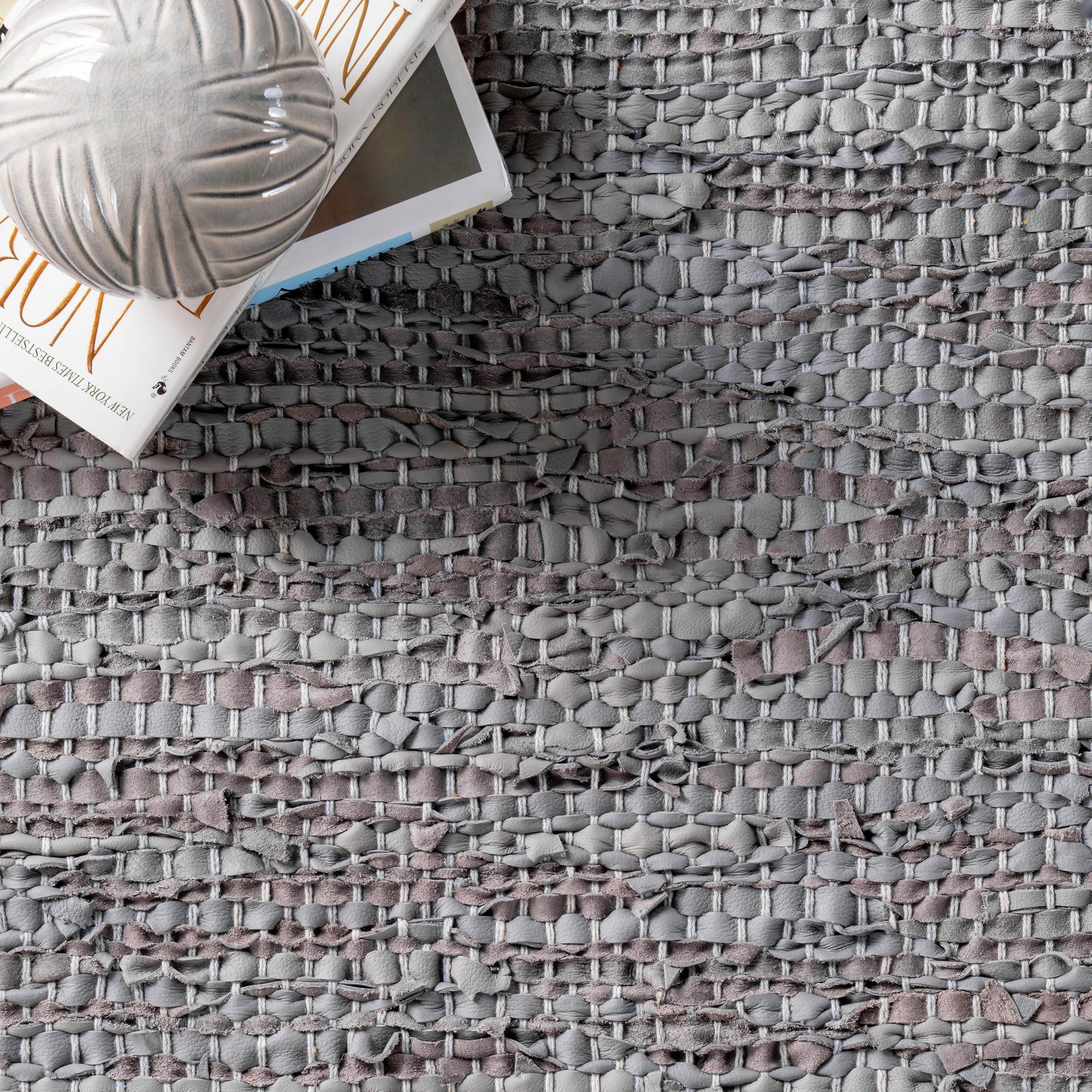 Nuloom Sabby Hand Woven Leather Flatweave Indoor Area Rug, 3' x 5'