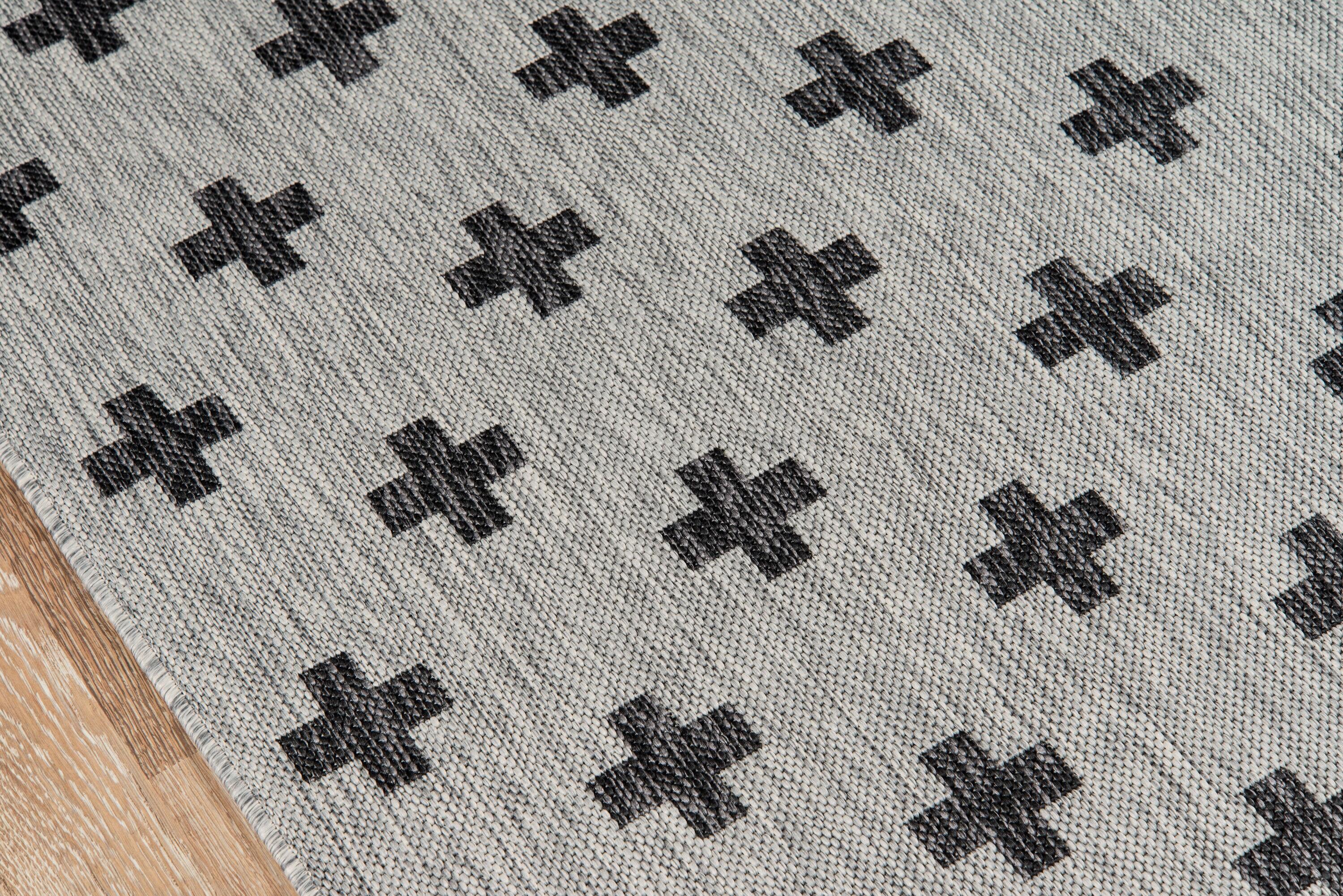 Umbria Polypropylene Gray/Black Rug