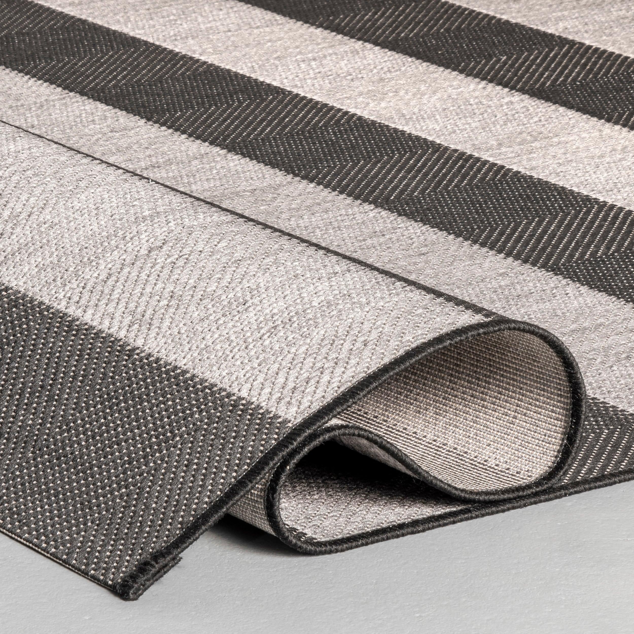 Nuloom Alexis Striped 2x3 Indoor/Outdoor Accent Rug for Living Room Patio Deck Front Porch Entryway Kitchen, Black/Light Grey