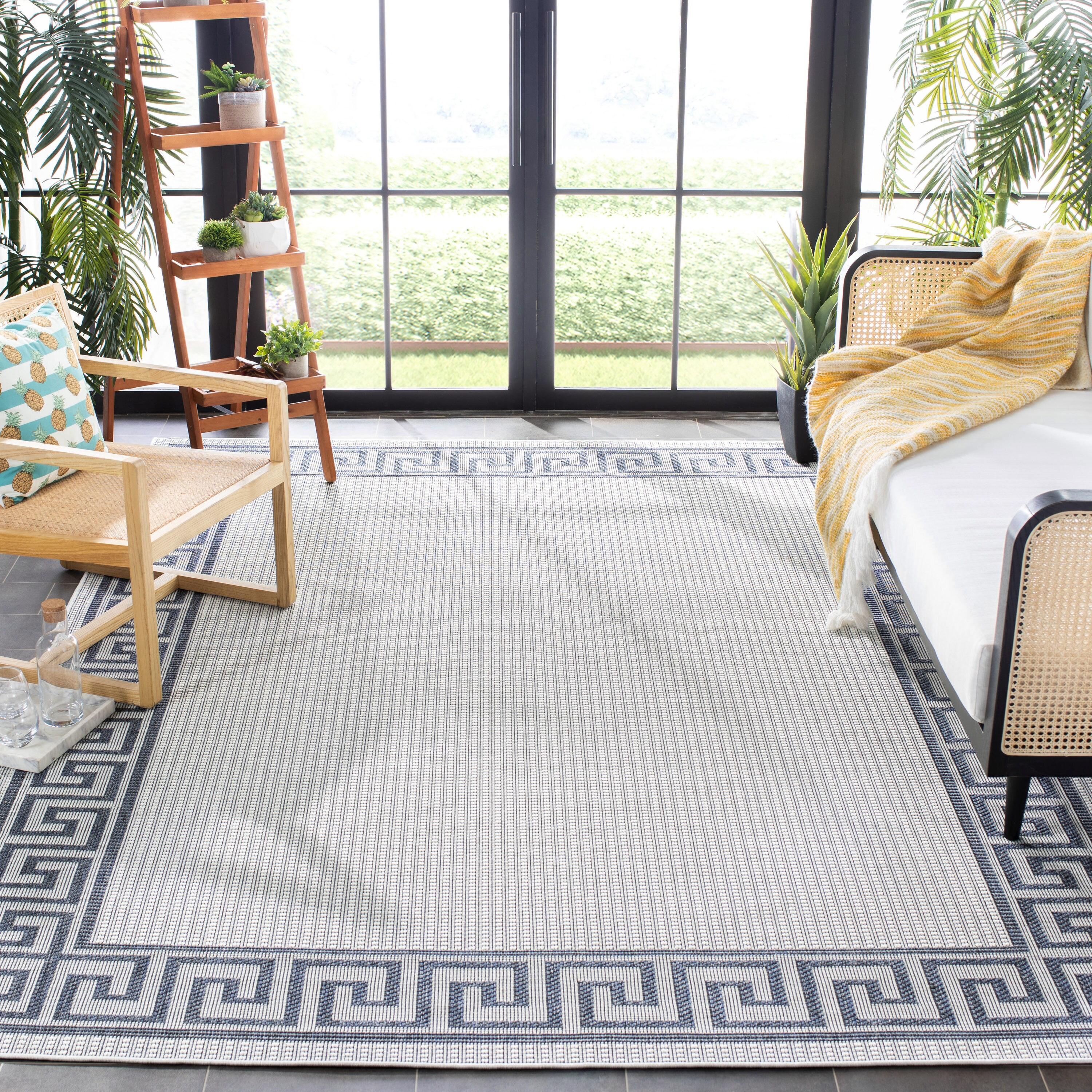 Bermuda BMU820 Power Loomed Indoor/Outdoor Area Rug - Ivory/Blue - 6'7"x9'2" - Safavieh.