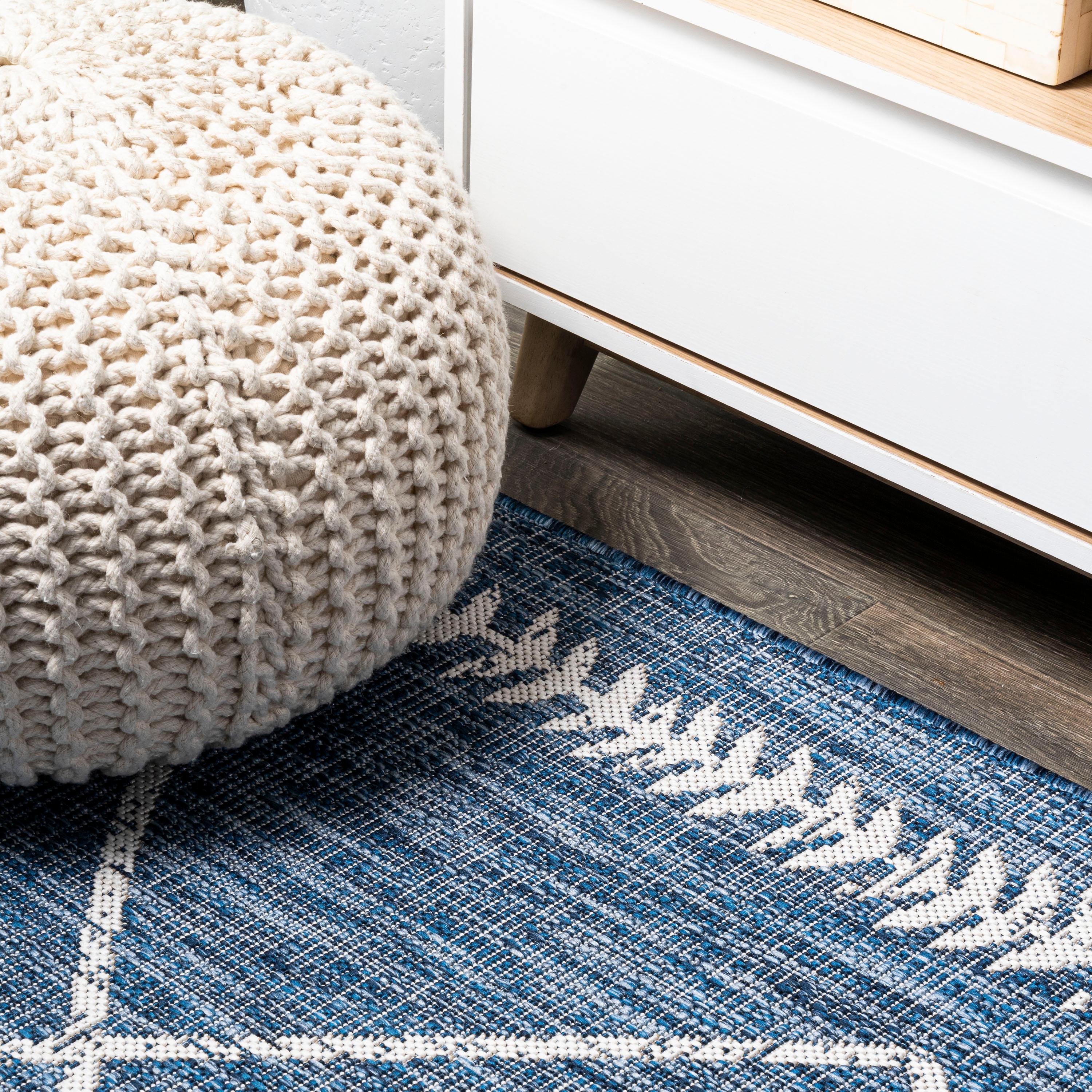 4'x6' Derya  Diamond Trellis Indoor/Outdoor Area Rug, Blue/Ivory - JONATHAN Y