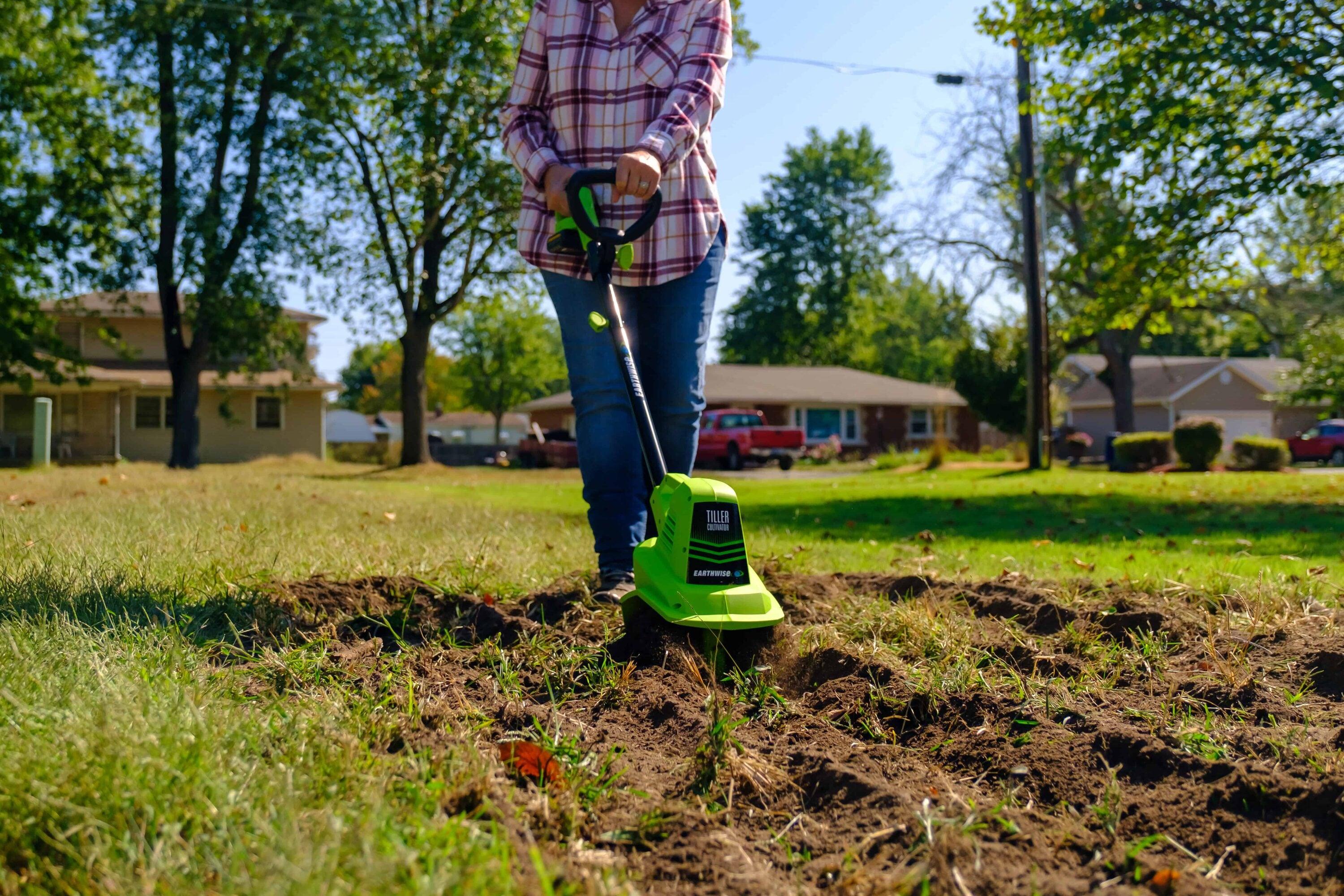 Earthwise 20-Volt 7.5-Inch Cordless Electric Garden Tiller Cultivator