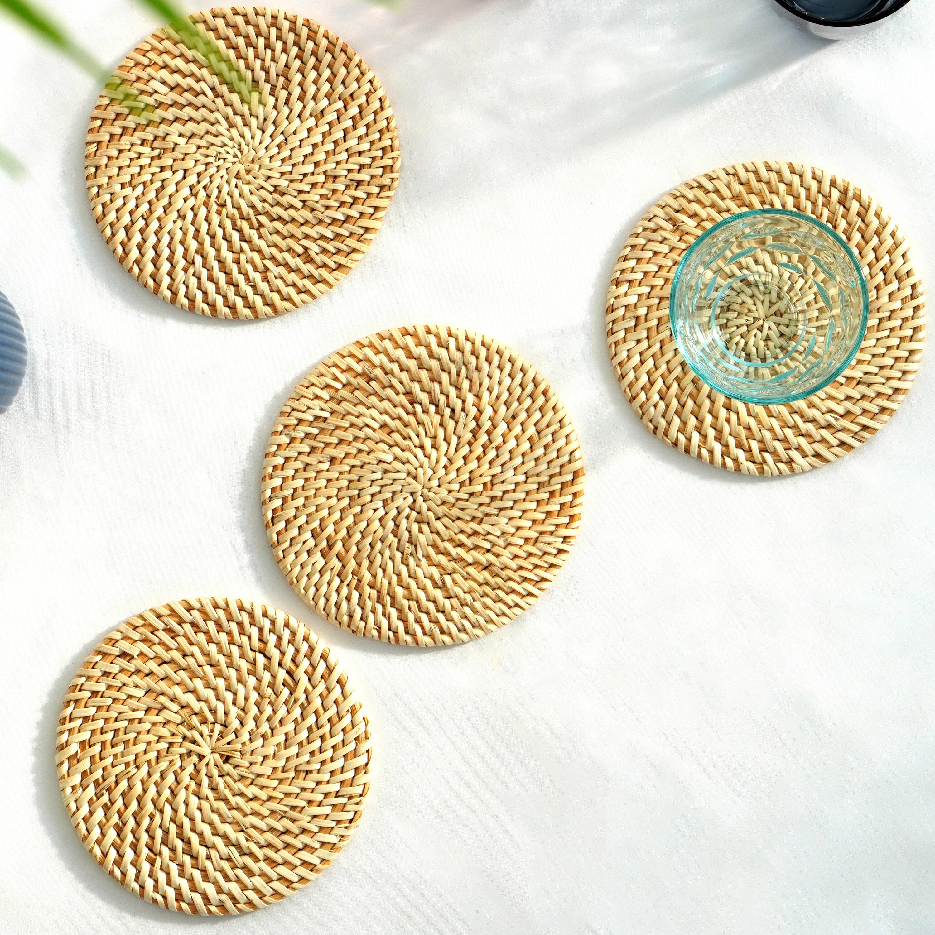Vintiquewise Set of 4 Decorative Round 5.25'' Natural Woven Handmade Rattan Placemats