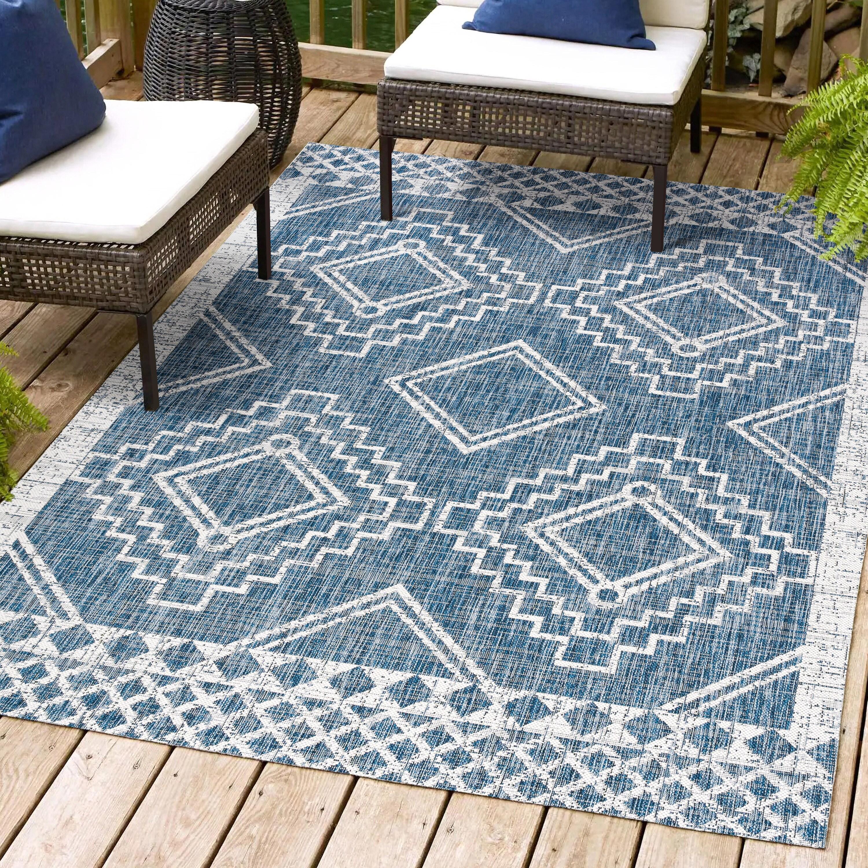 3'x5' Marokko Diamond  Medallion Indoor/Outdoor Area Rug, Blue/Ivory - JONATHAN Y