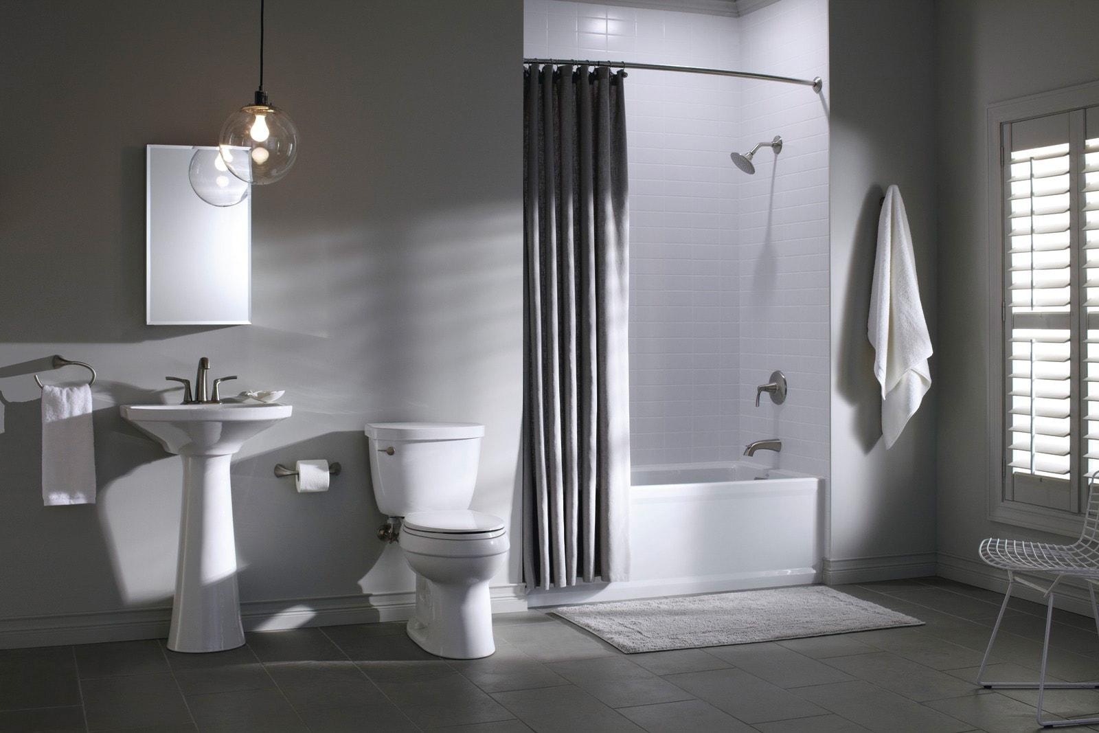 Clearflo Slotted 1.5" Leg Tub Drain with Overflow