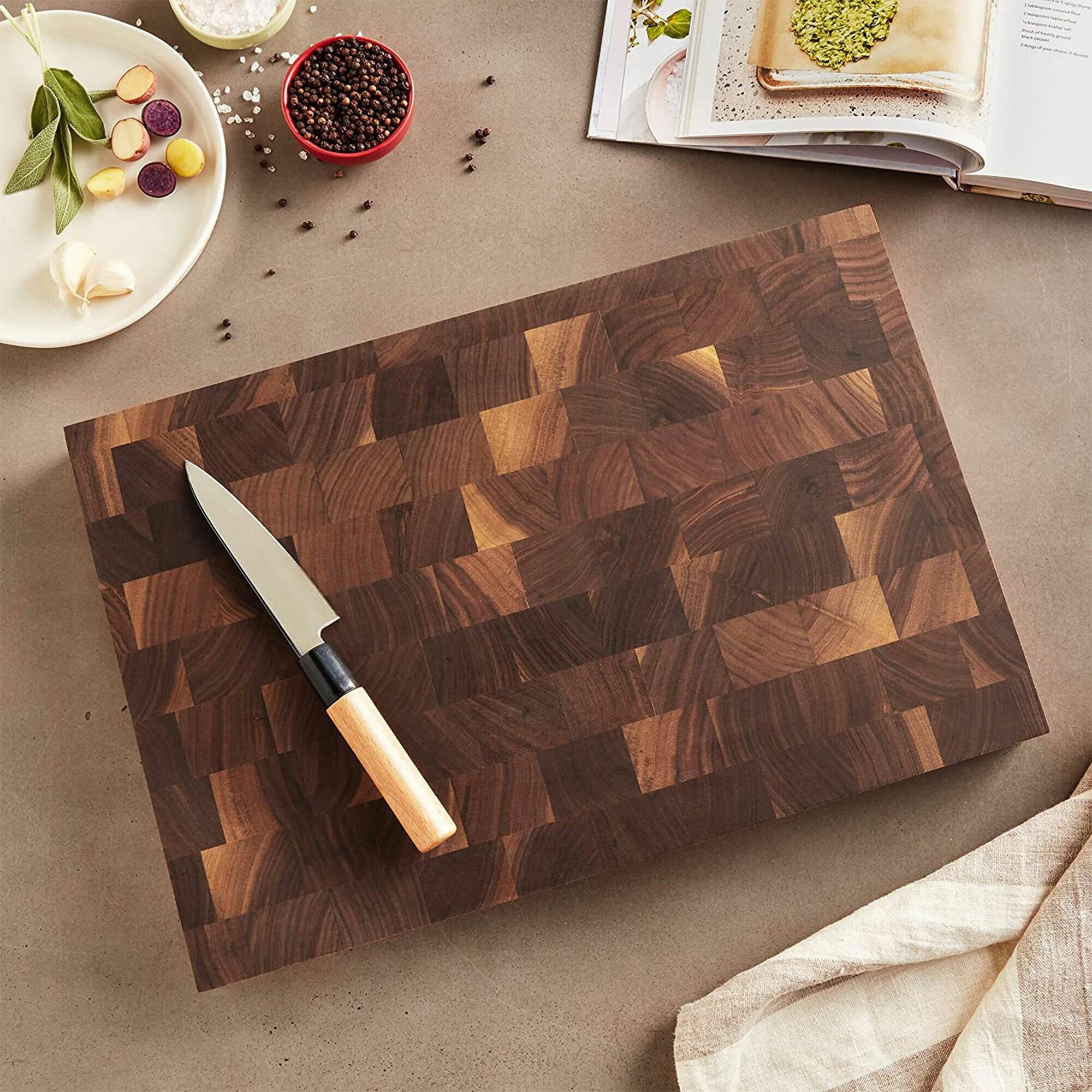 John Boos Boos Block CCB Series Large Reversible Wood Chopping Board, 1.75-Inch Thickness, 18" x 12" x 1 3/4", Walnut