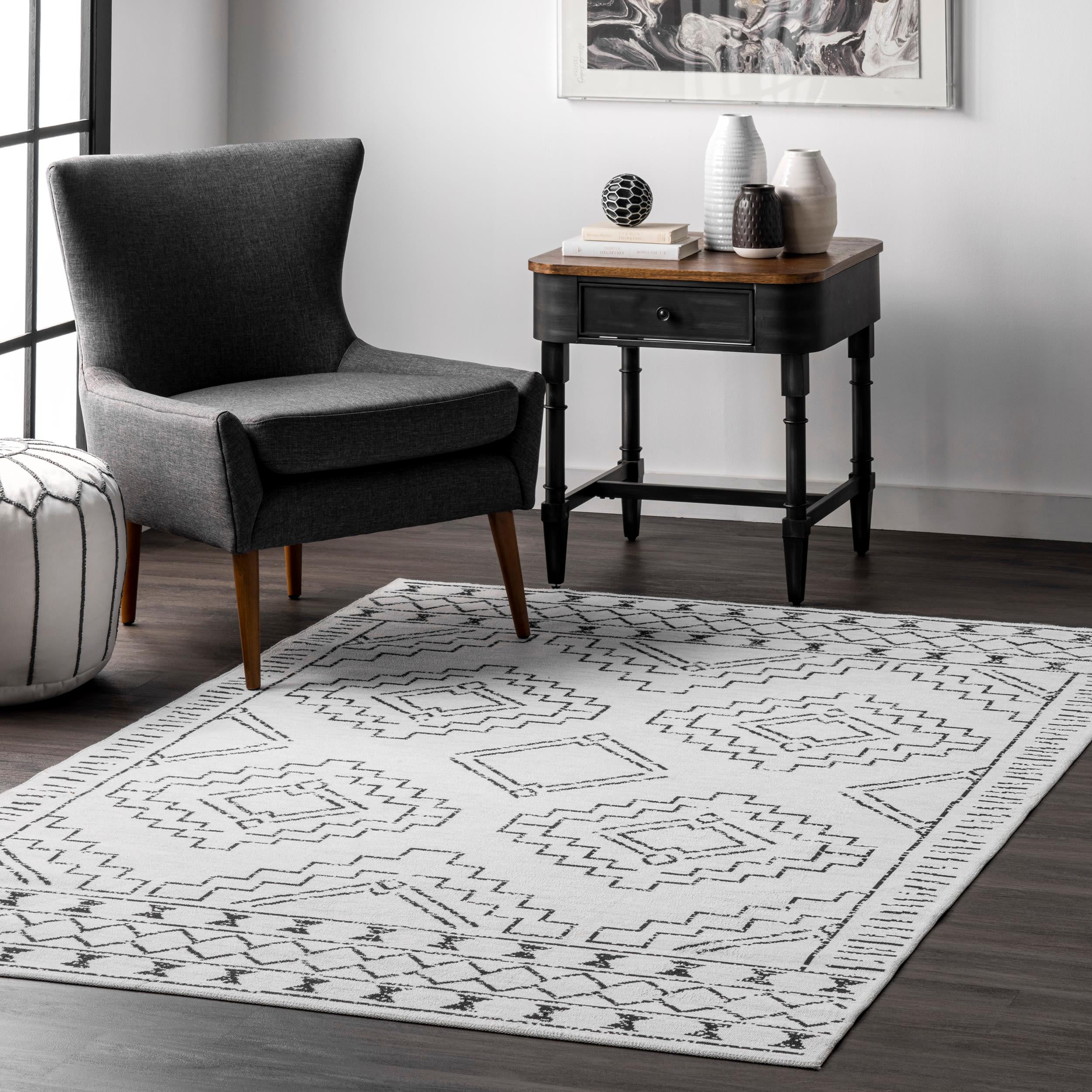 Nuloom Noa Pet Friendly Machine Washable Moroccan Area Rug, 5' x 8', White