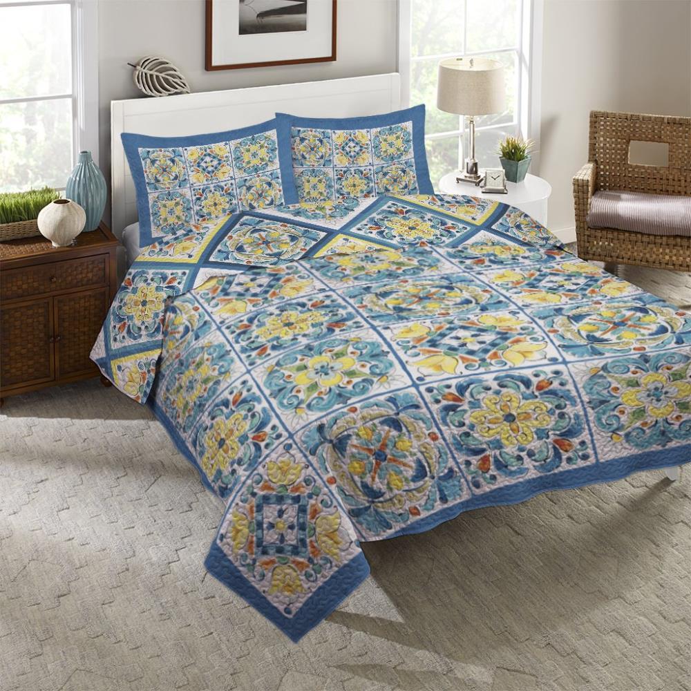 Laural Home Mediterranean Breeze Cotton Machine Woven Quilt Set