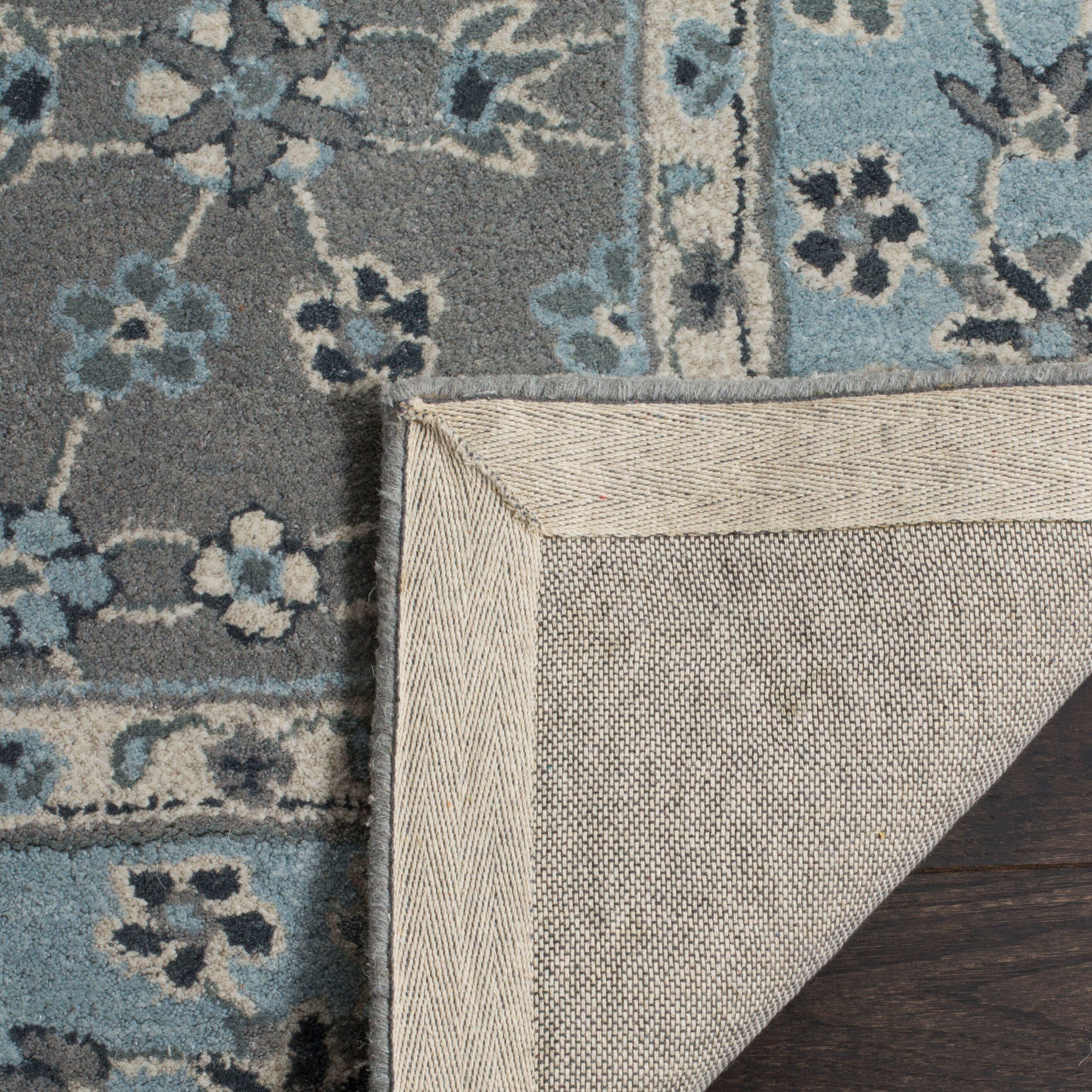SAFAVIEH Bella Ridley Oriental Area Rug, Silver/Light Blue, 4' x 6'
